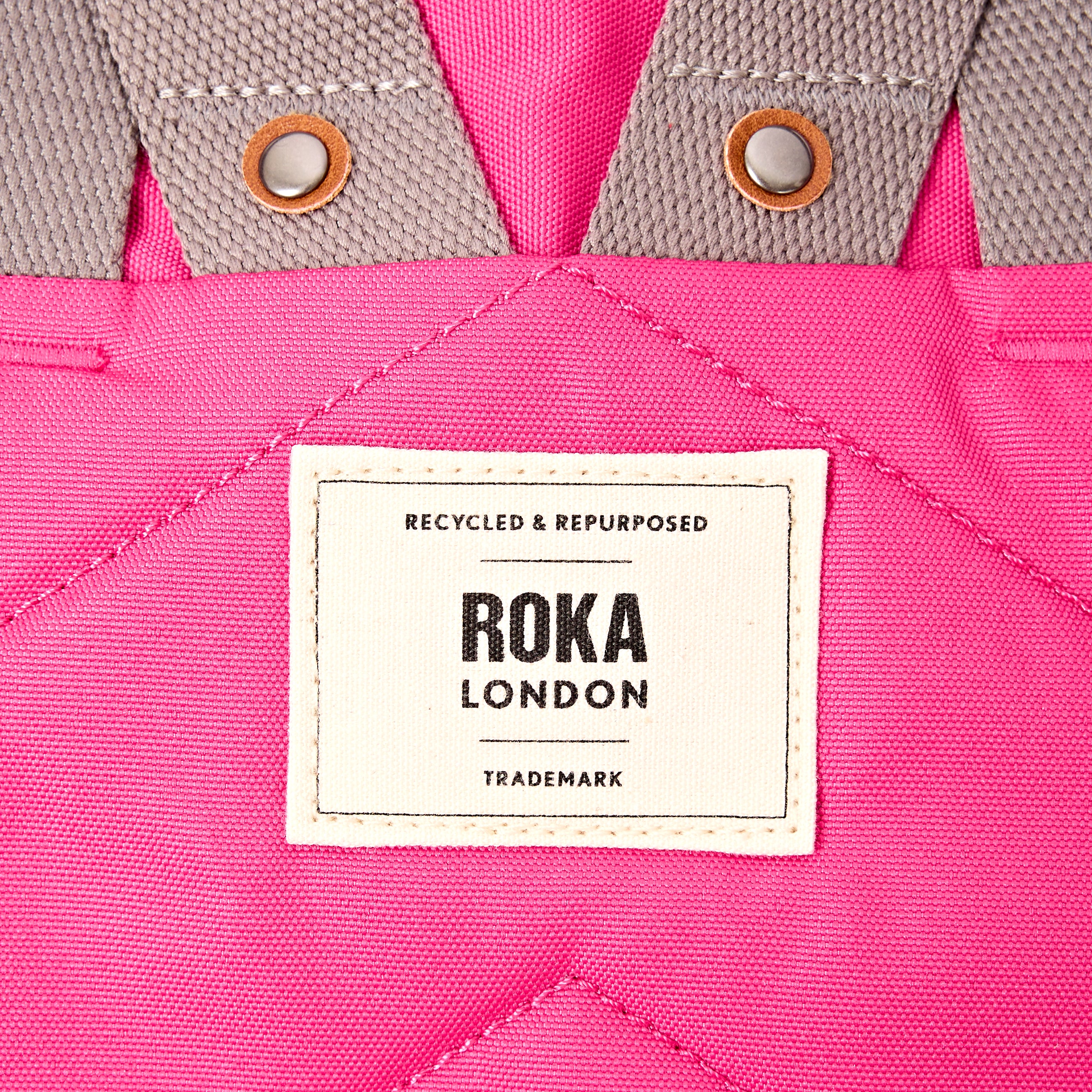 Roka London Finchley Backpack ryggsekk granita red vanntett