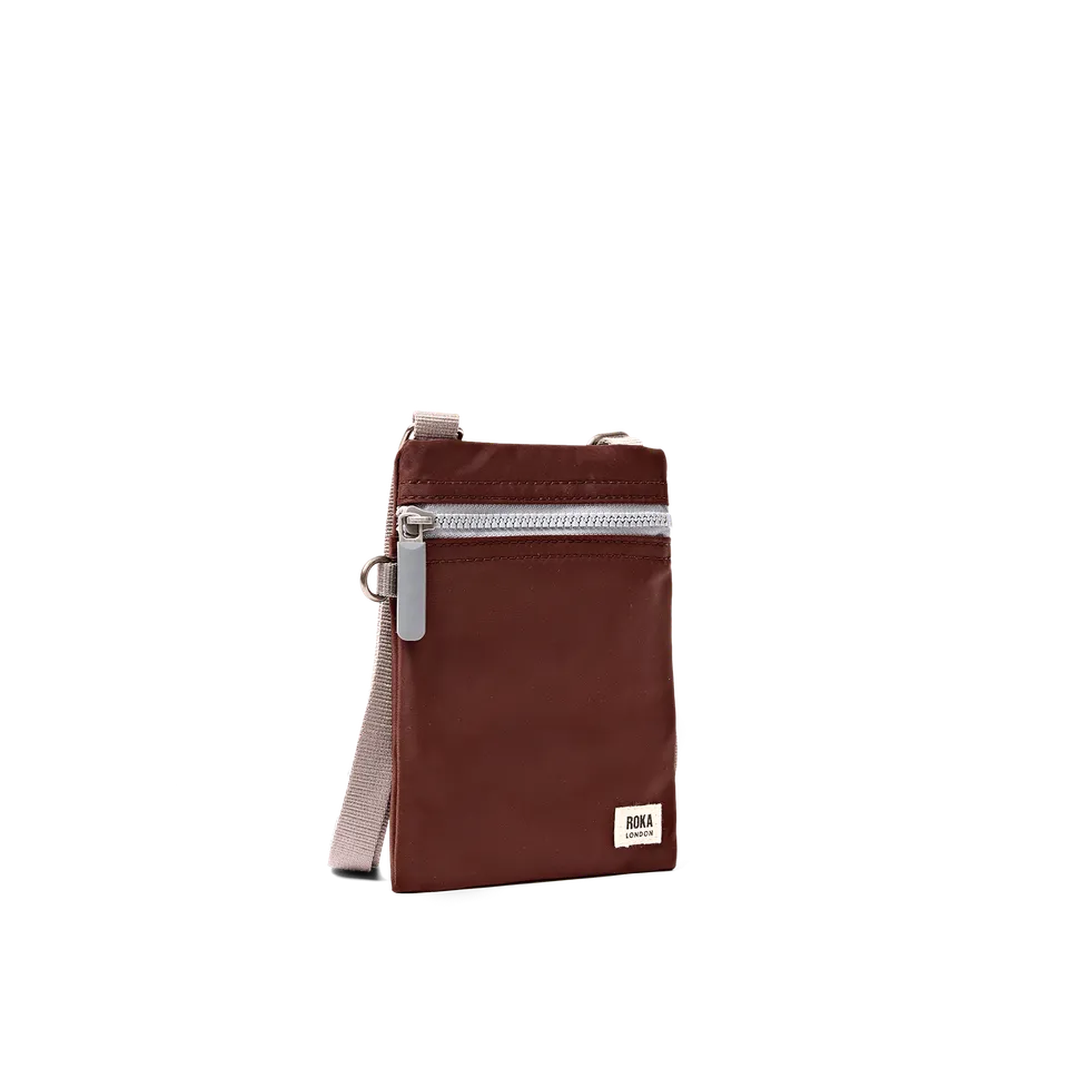 Roka London Chelsea Pocket Sling skulderveske XS 0,3L Rocky Road
