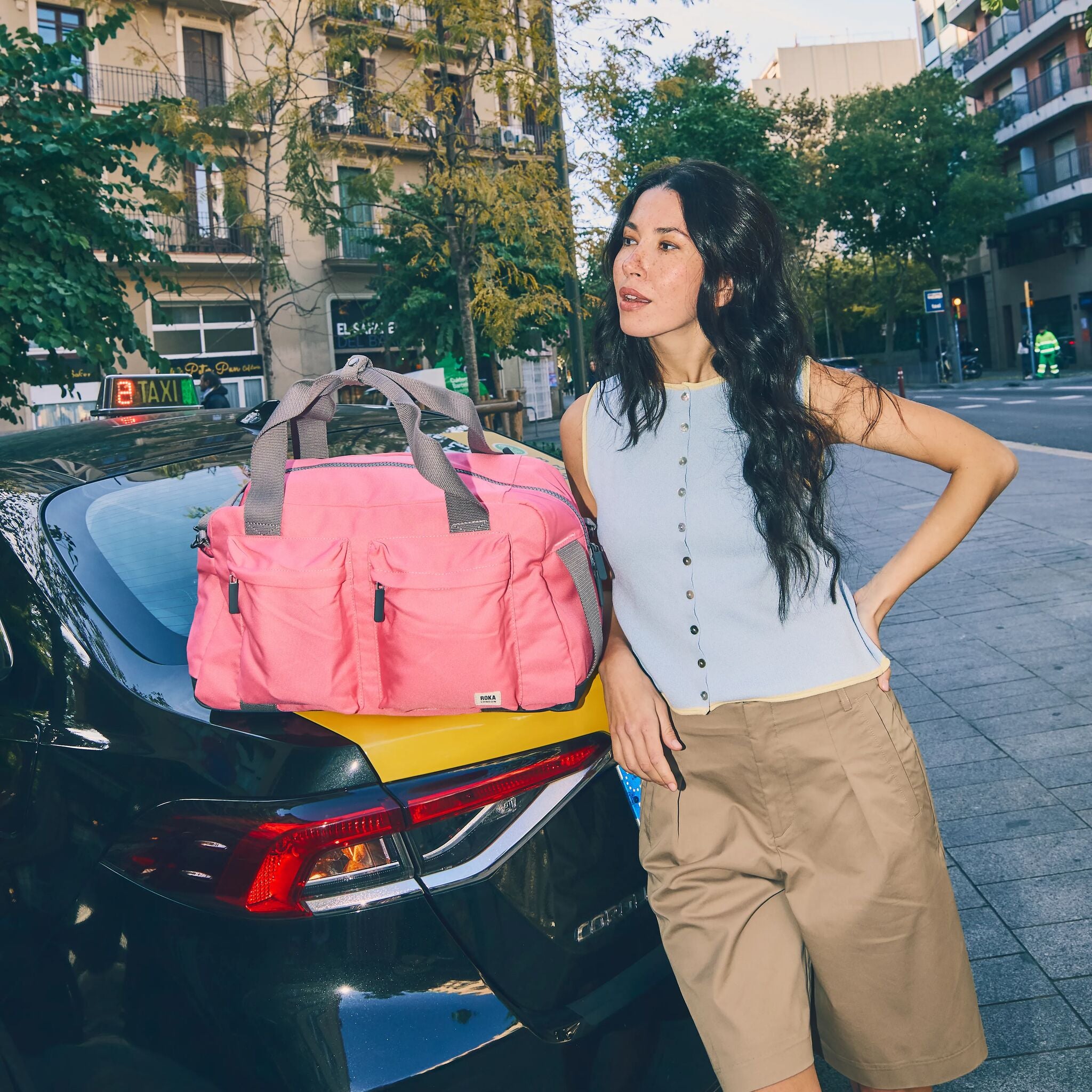 Roka London Gatwick duffelbag Pink Lemonade Small kabin