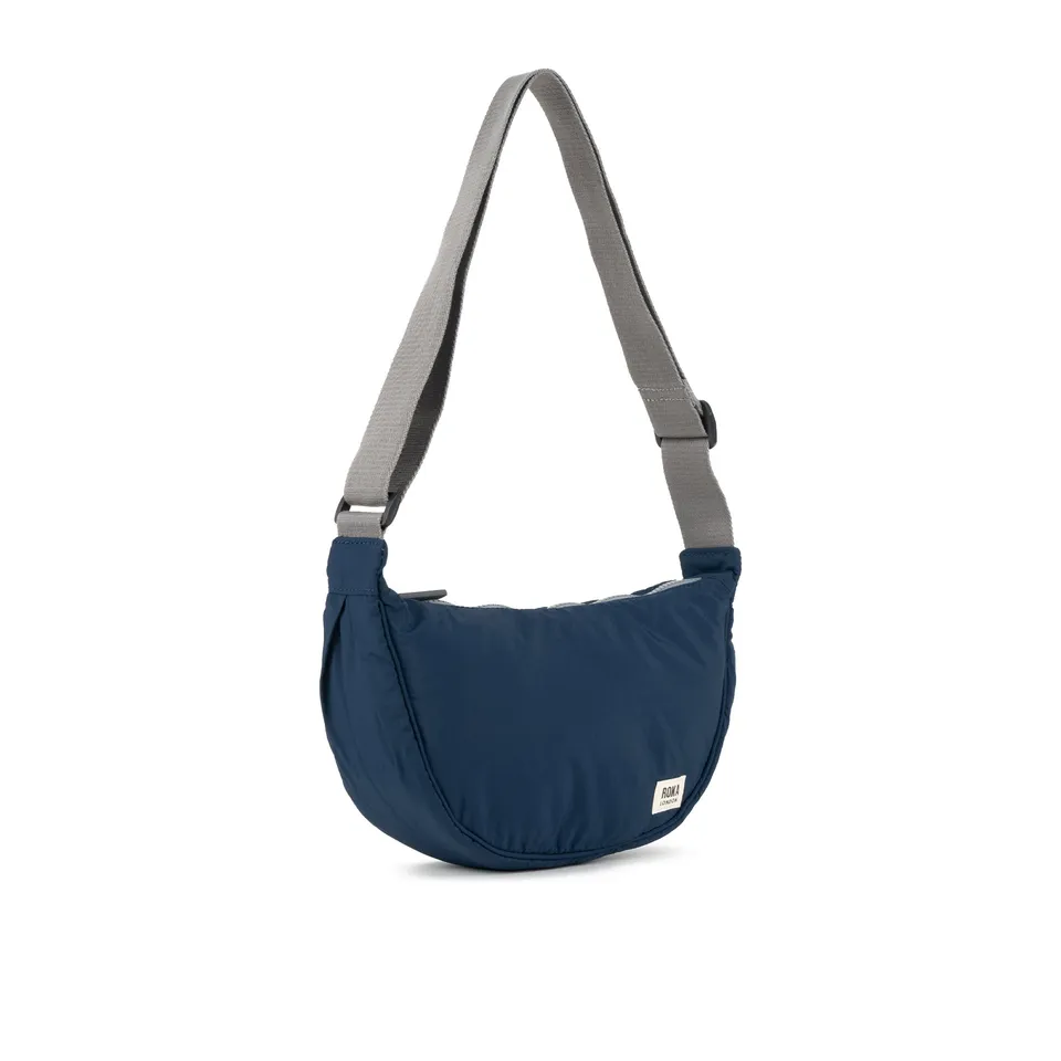 Roka London Farringdon skulderveske small midnight 4,1 liter