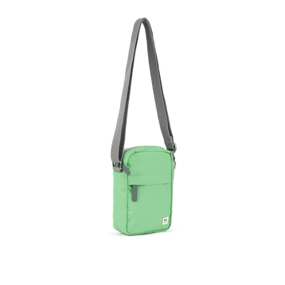 Roka London Bond crossbody small 1,5 liter peppermynte
