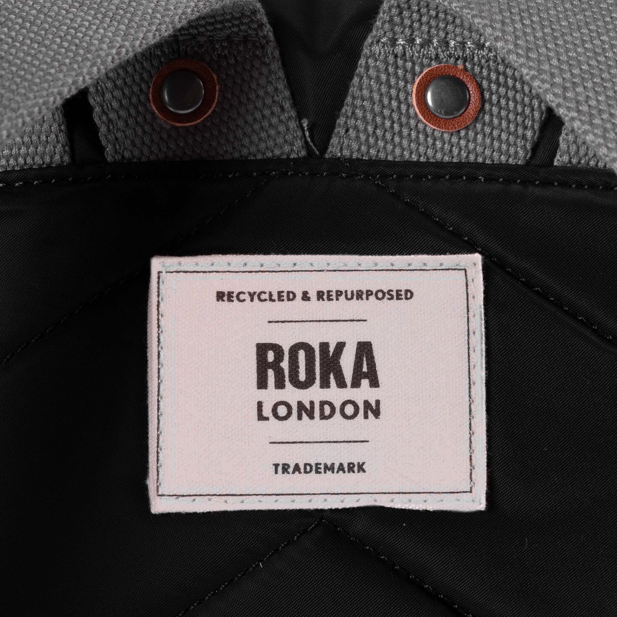 Roka London Bantry Black ryggsekk Small 7,4 liter værbestandig