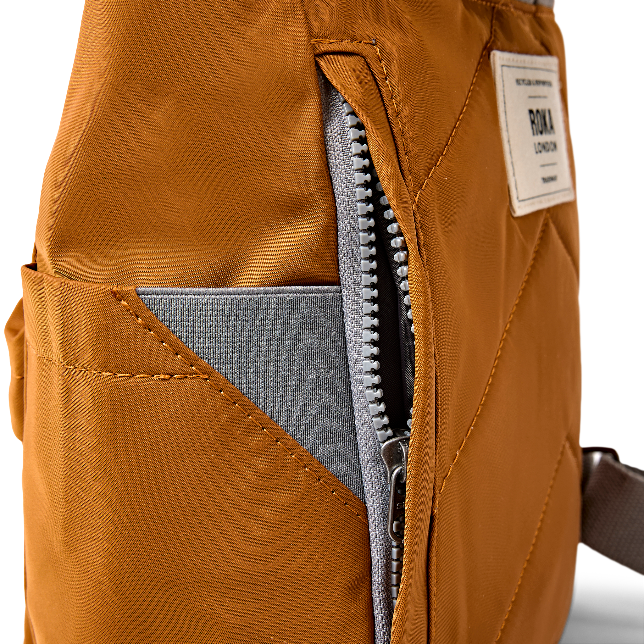 Roka London Canfield rolltop ryggsekk biscuit 16,4 liter