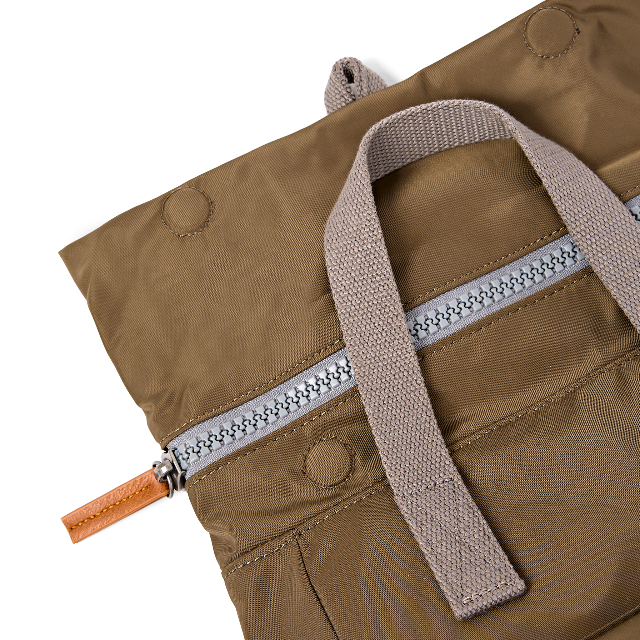 Roka London Canfield Roll Top ryggsekk Army Medium 16,4 liter