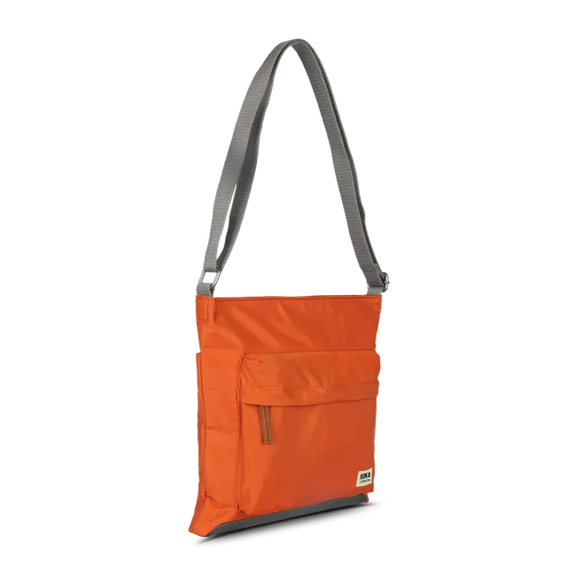 Roka London Kennington crossbody medium 2,7 liter burnt orange