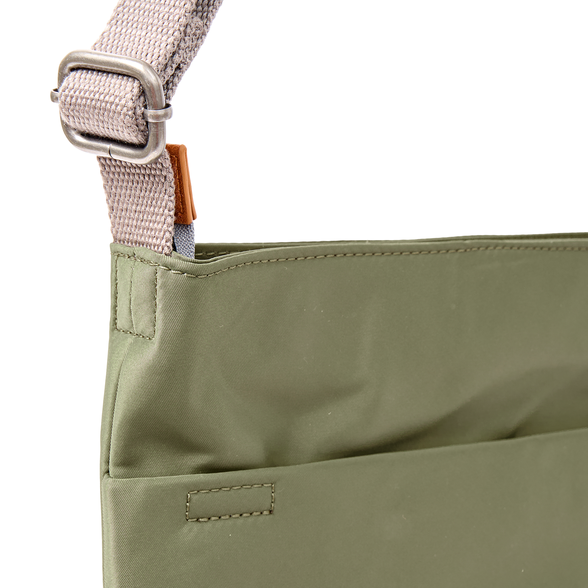 Roka London Kennington Medium crossbody 2,7 liter grønn