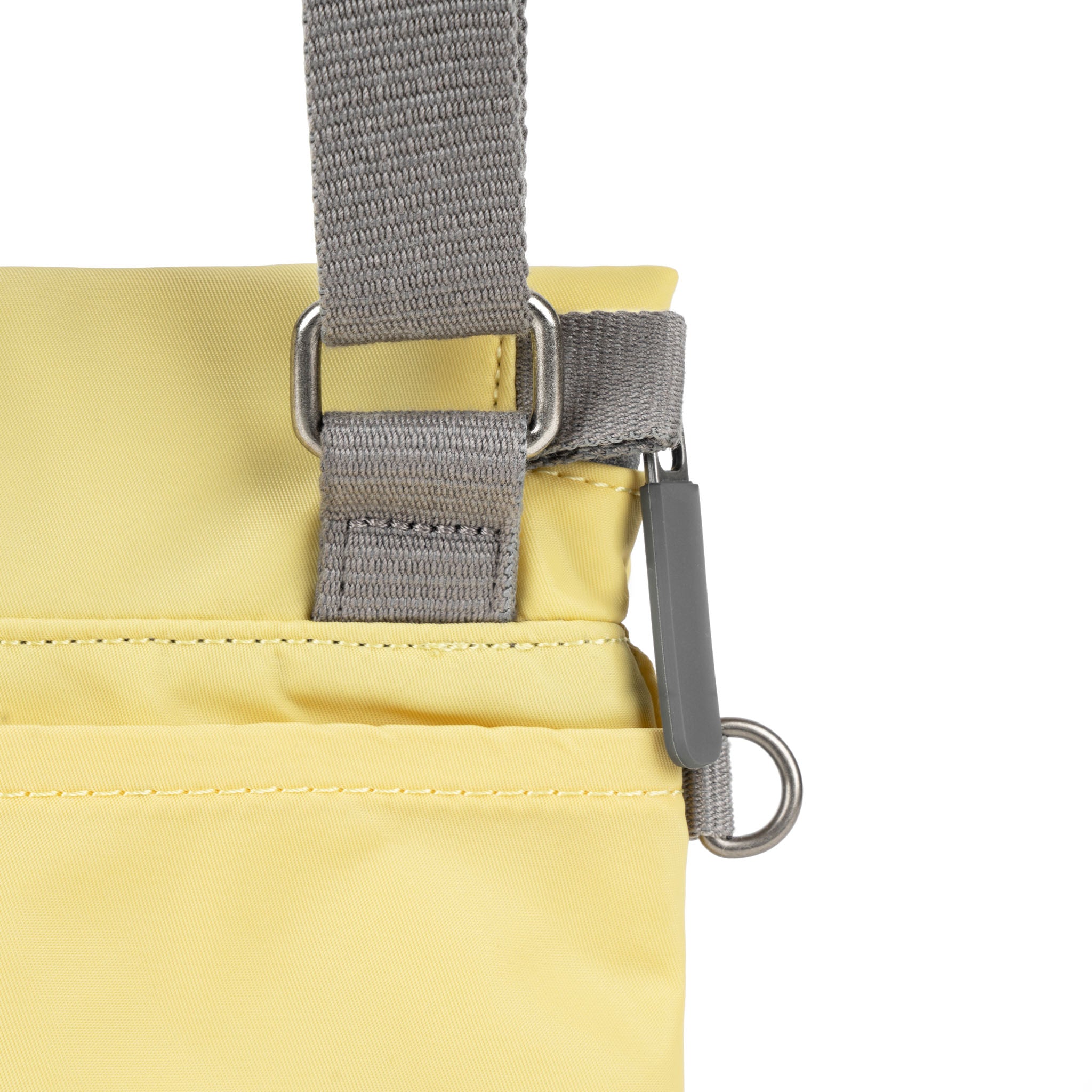 Roka London Stratford Small crossbody citron 0,5 liter regnbestandig