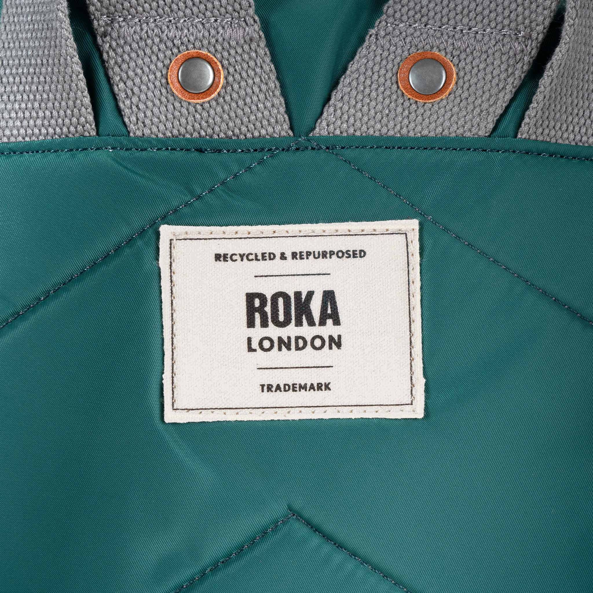 Roka London Bayswater Medium ryggsekk teal 14,6 liter paraplylomme