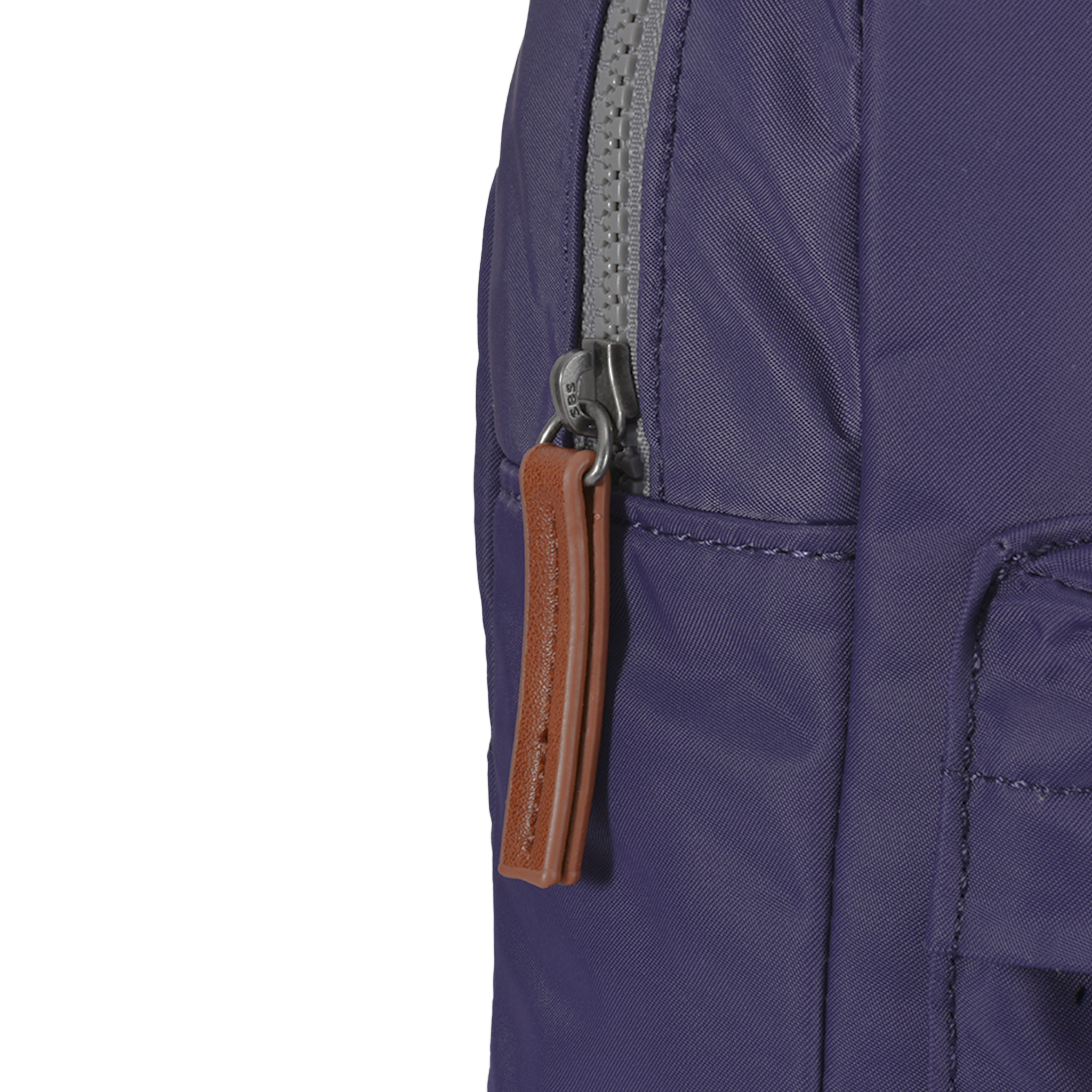 Roka London Willesden sling crossbody veske mulberry 5 liter