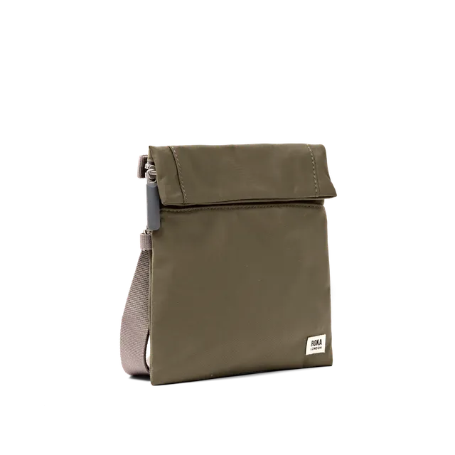 Roka London Stratford Small crossbody-veske army vanntett