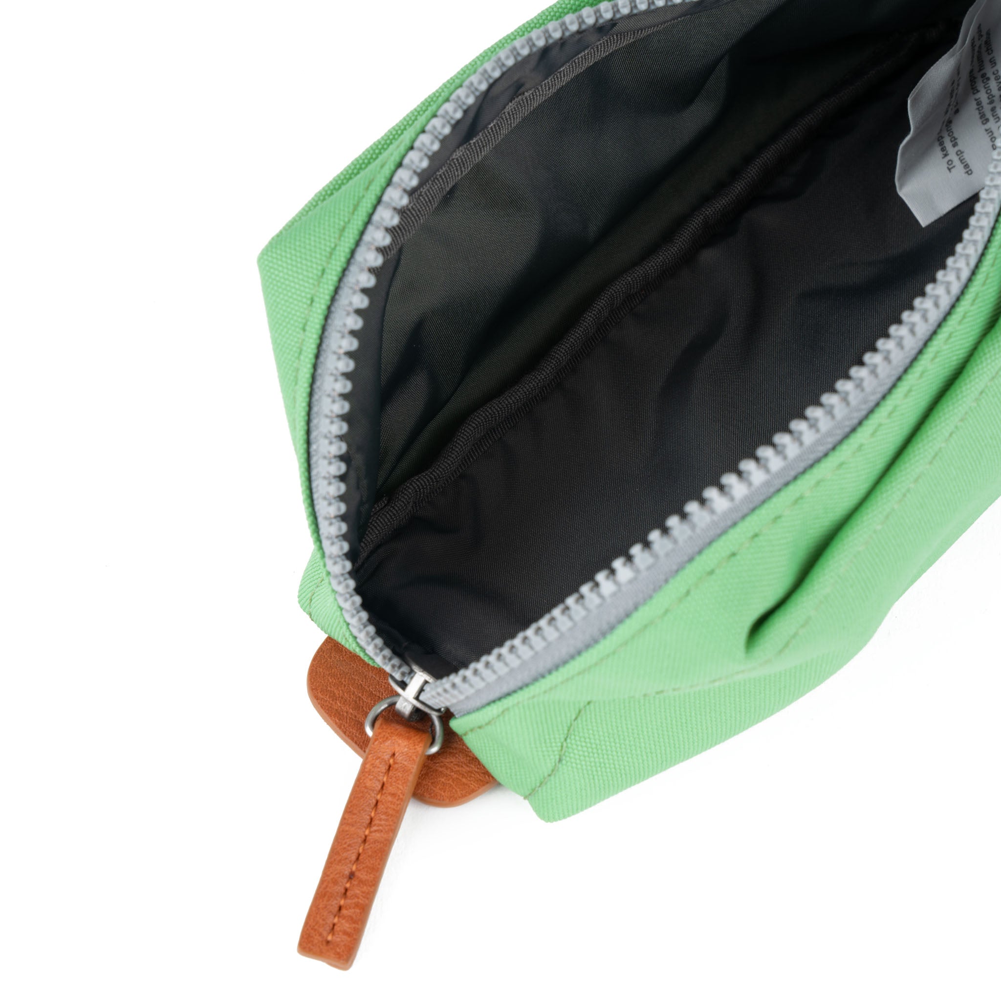 Roka London Pimlico pouch liten peppermynte værbestandig