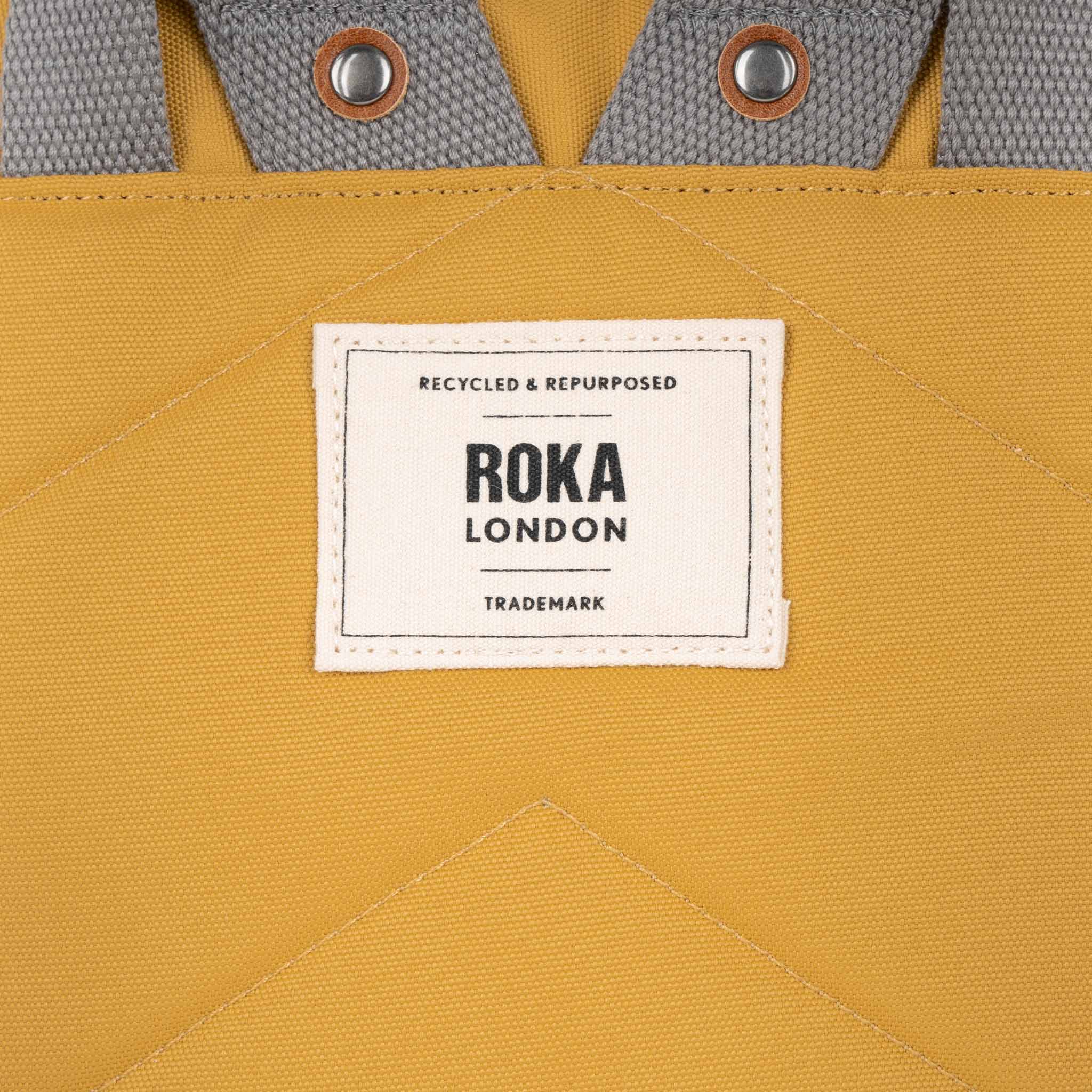 Roka London Waterhouse Medium ryggsekk Flax 15 liter