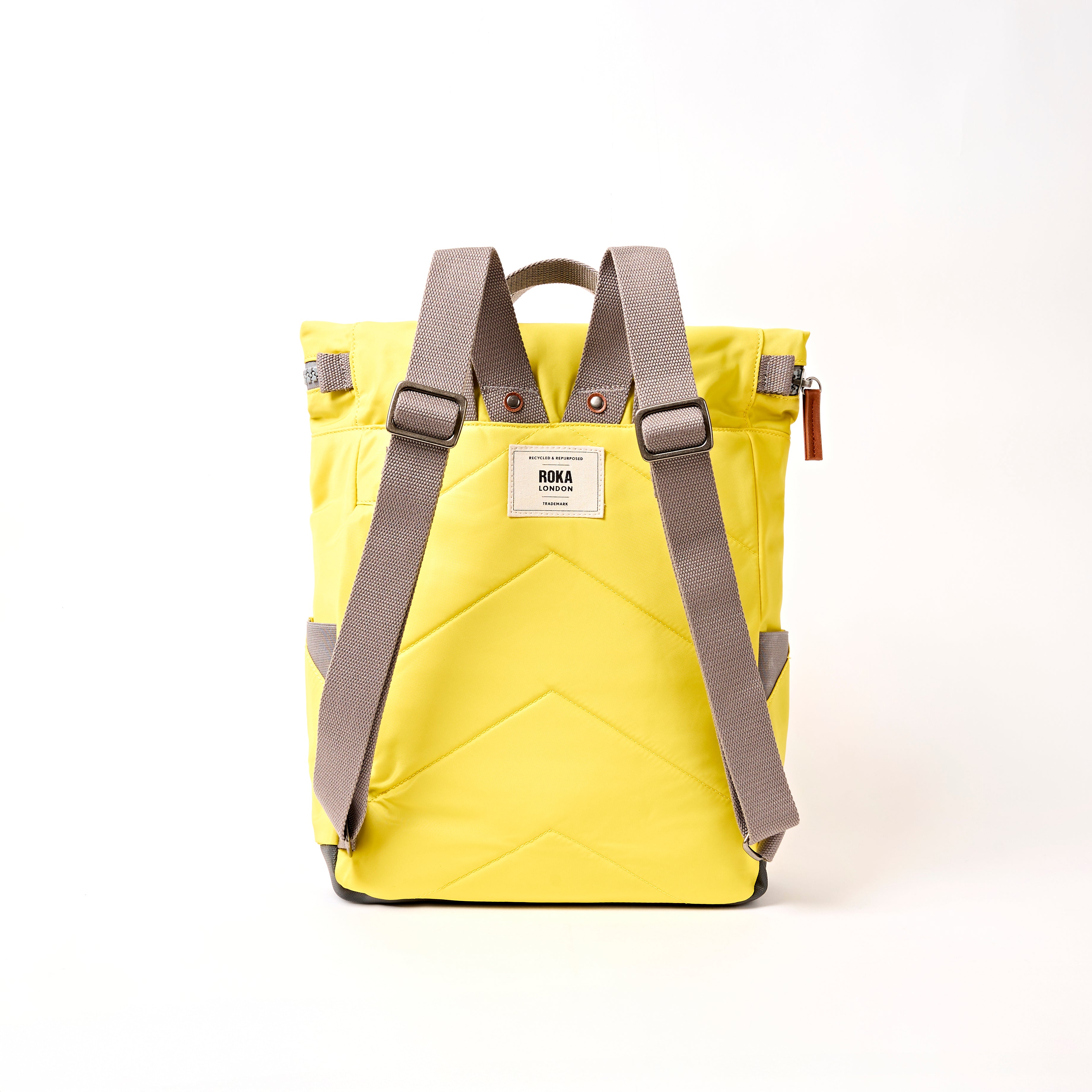 Roka London Canfield Roll Top ryggsekk passion fruit 16,4L