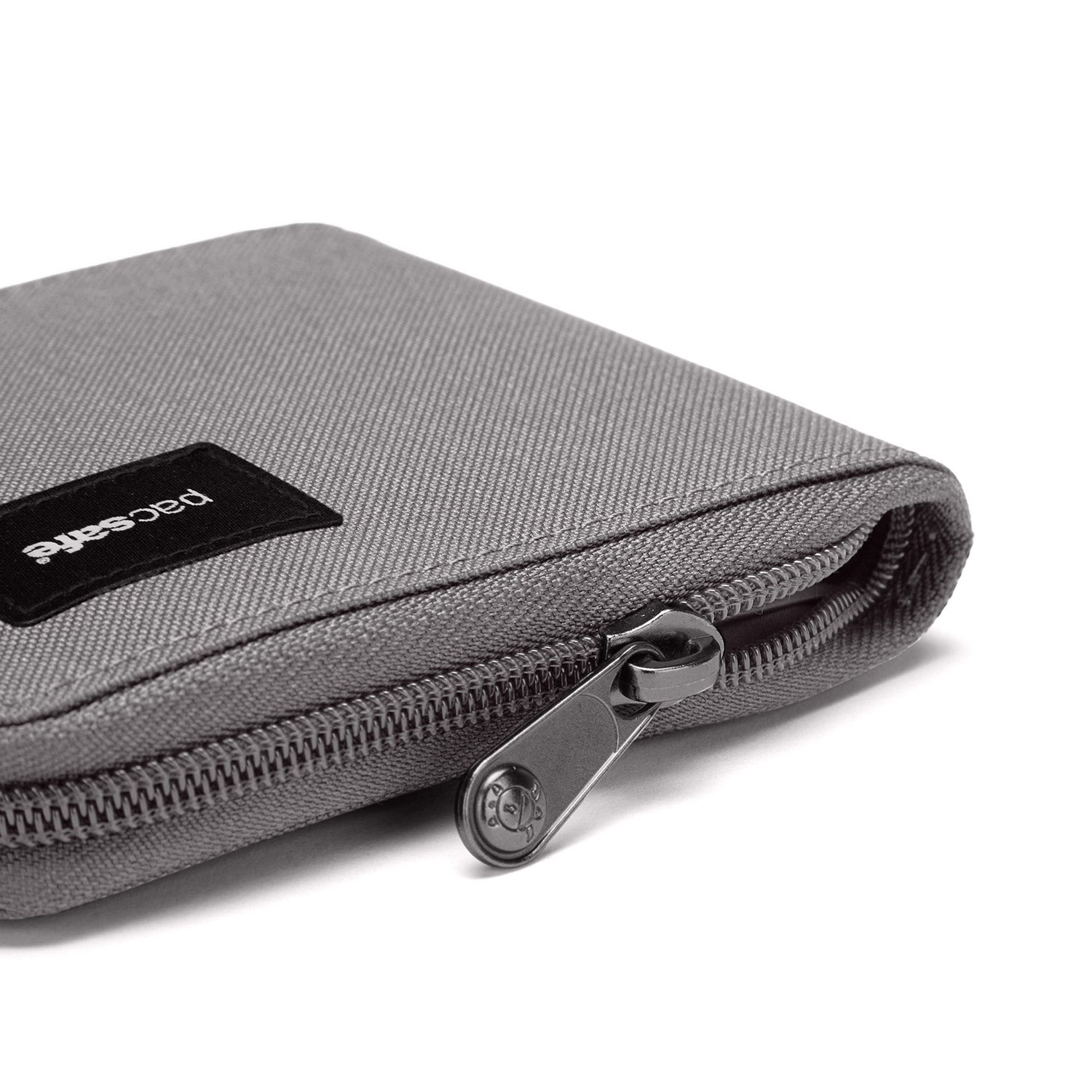 Pacsafe RFIDsafe zip around lommebok svart RFID-sperre