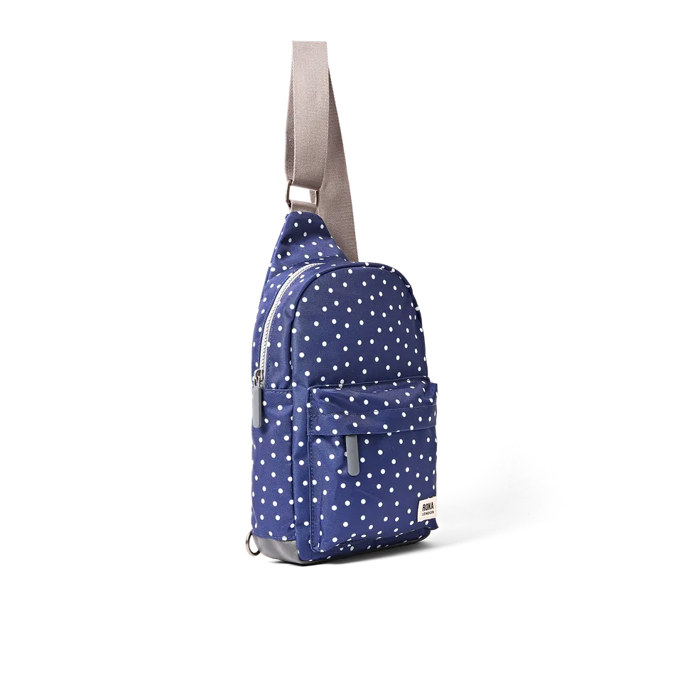Roka London Willesden skulderveske large navy polka dot 5 liter