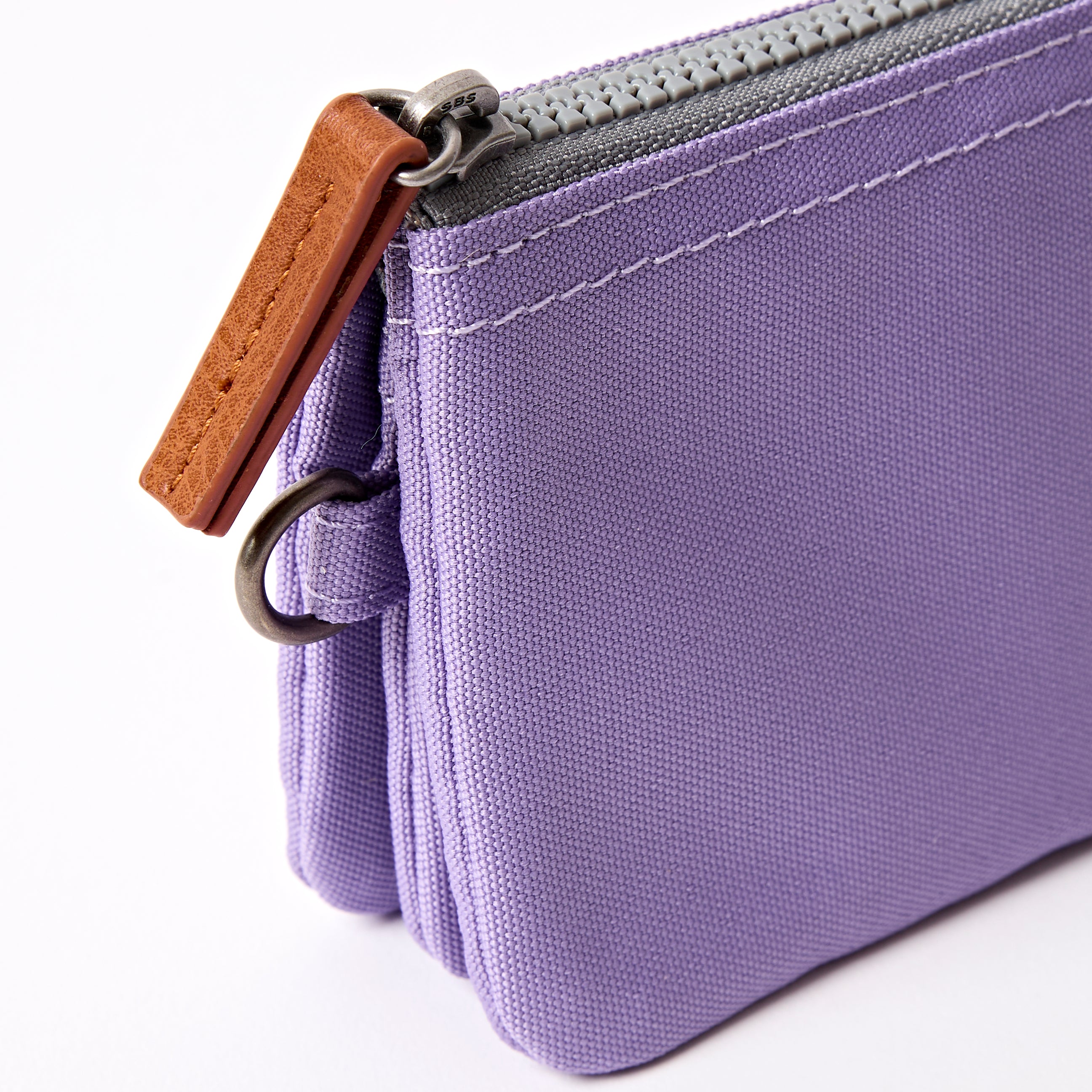 Roka London Carnaby lommebok Small thistle vanntett