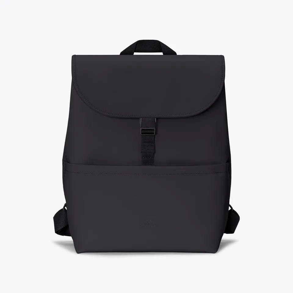 Ucon Acrobatics Mion flap-top ryggsekk Svart ripestoff skinnlook