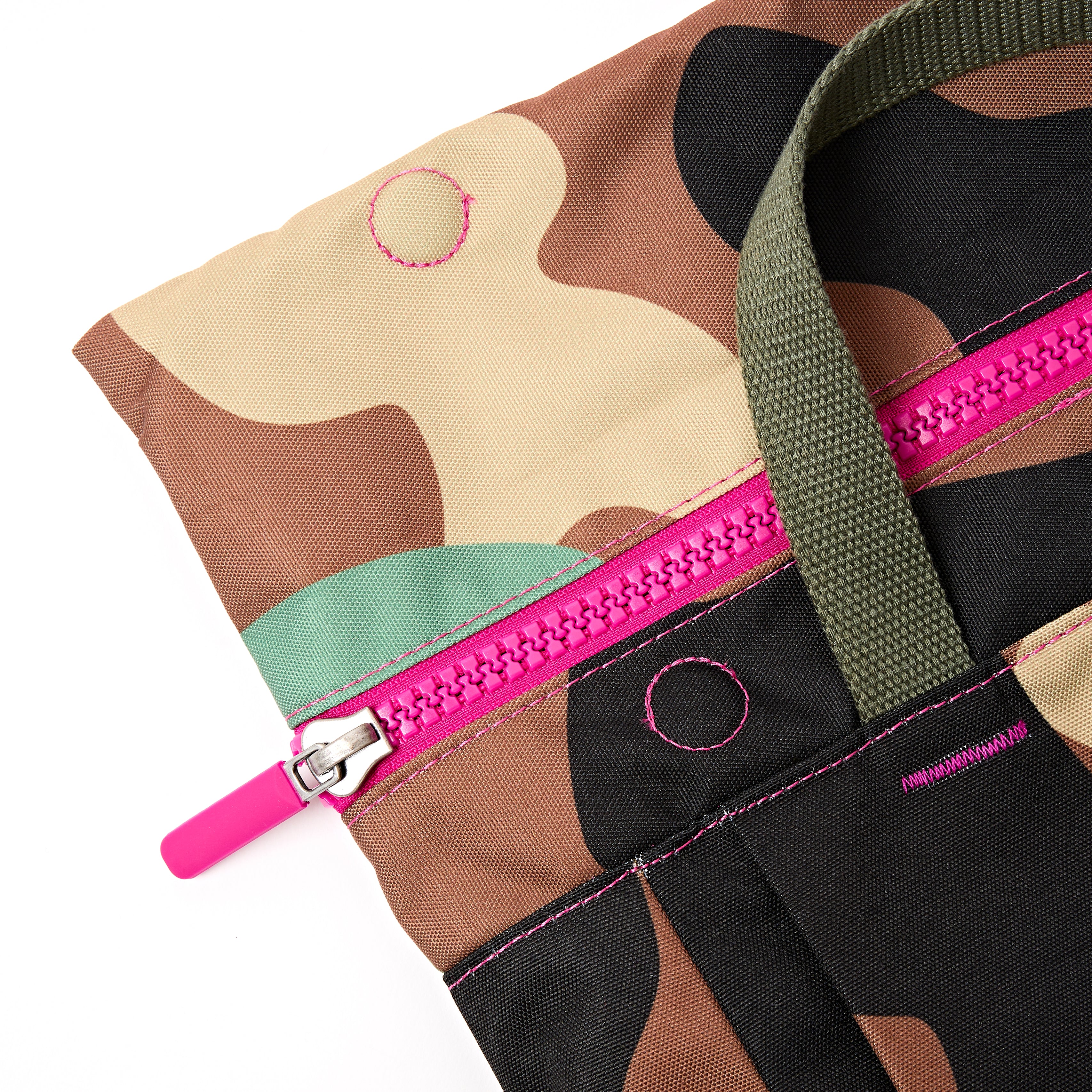 Roka London Camden J Medium ryggsekk camo 14,5 liter