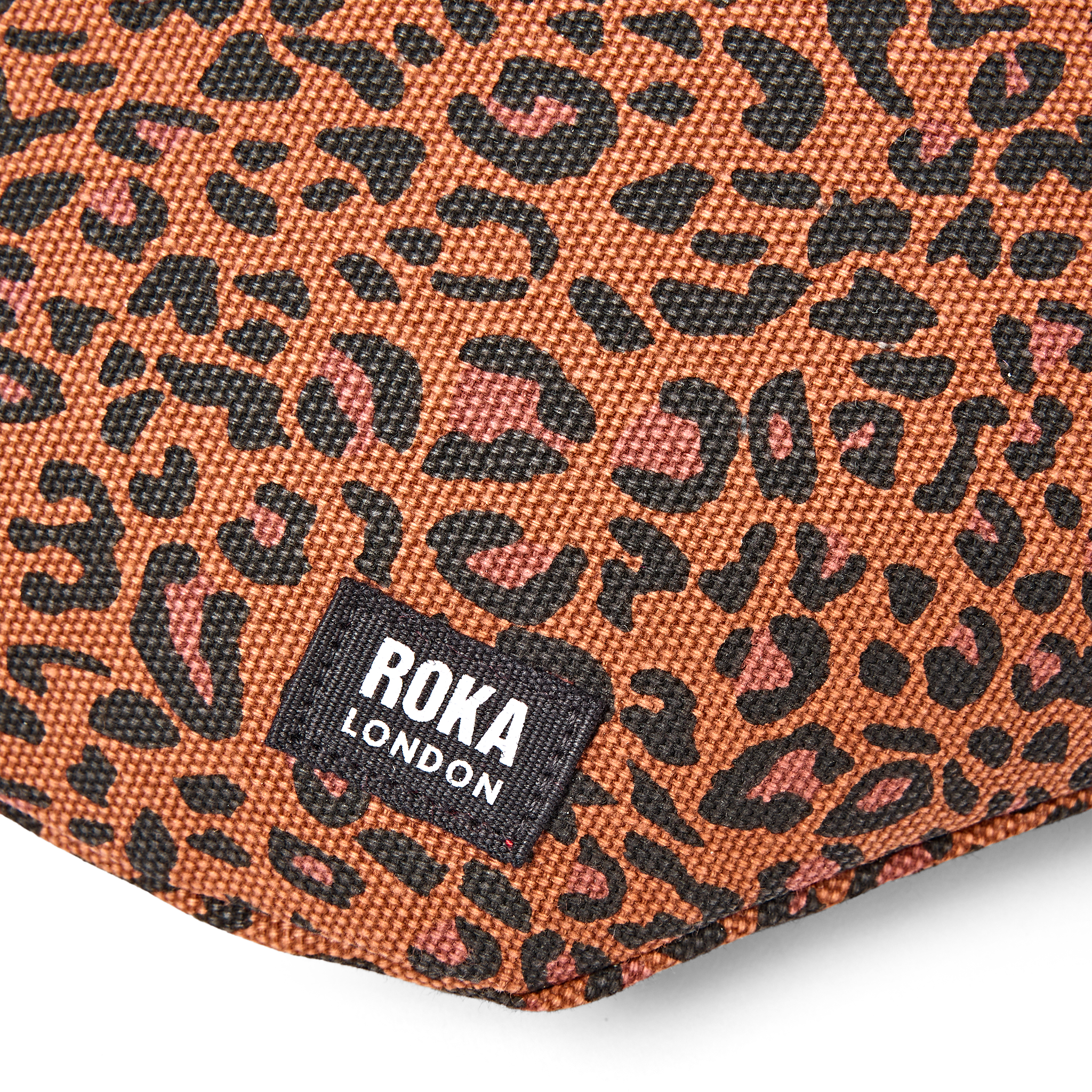 Roka London Mill Hill crossbody Leopard Mini 3,7 l