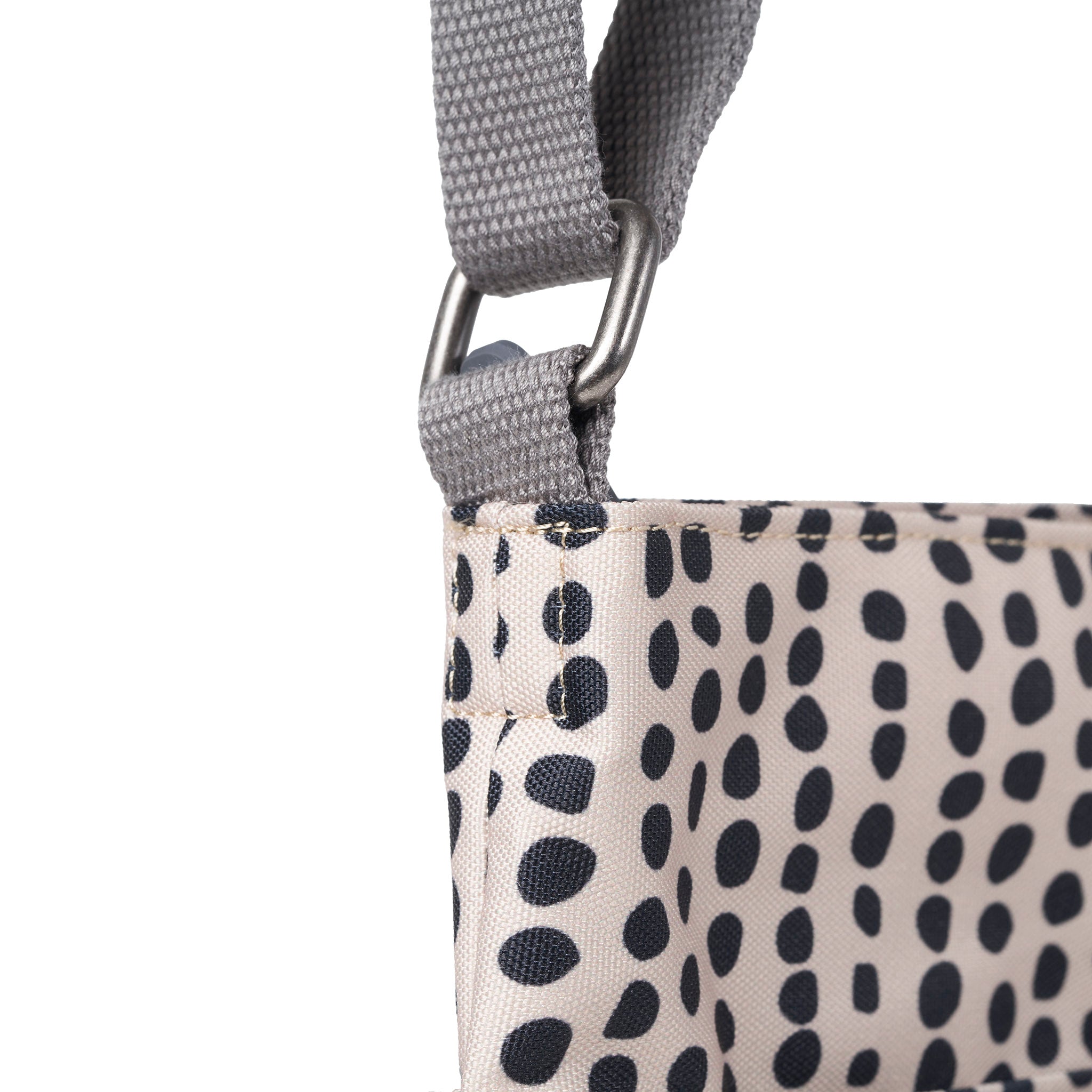 Roka London Kennington skulderveske linear dot 2,7 liter
