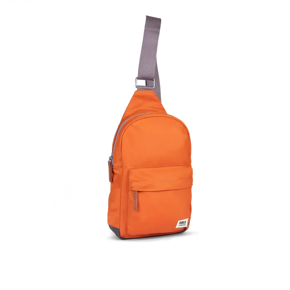 Roka London Willesden Large sling veske burnt orange 5 liter