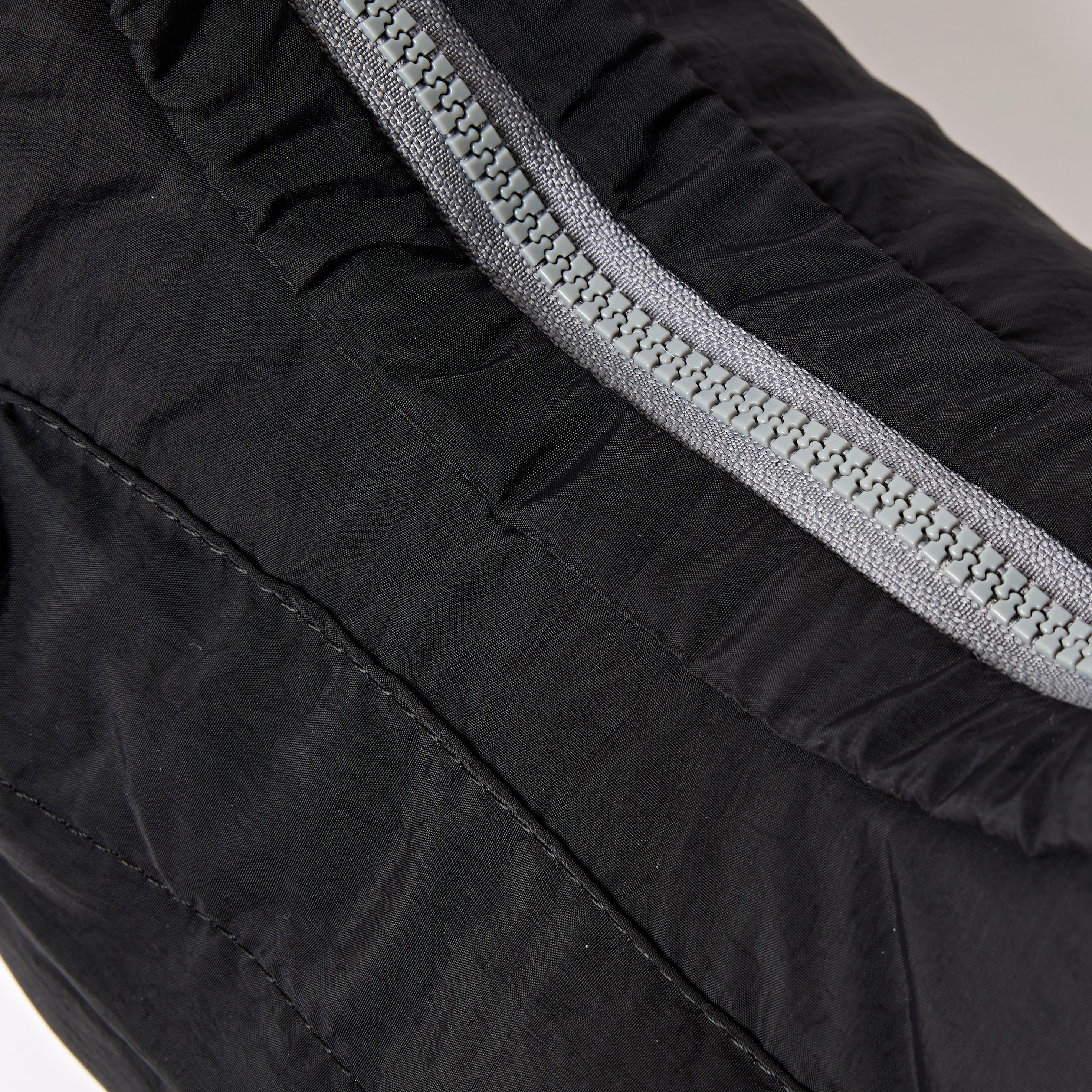 Roka London Belsize Small håndveske svart 7 liter