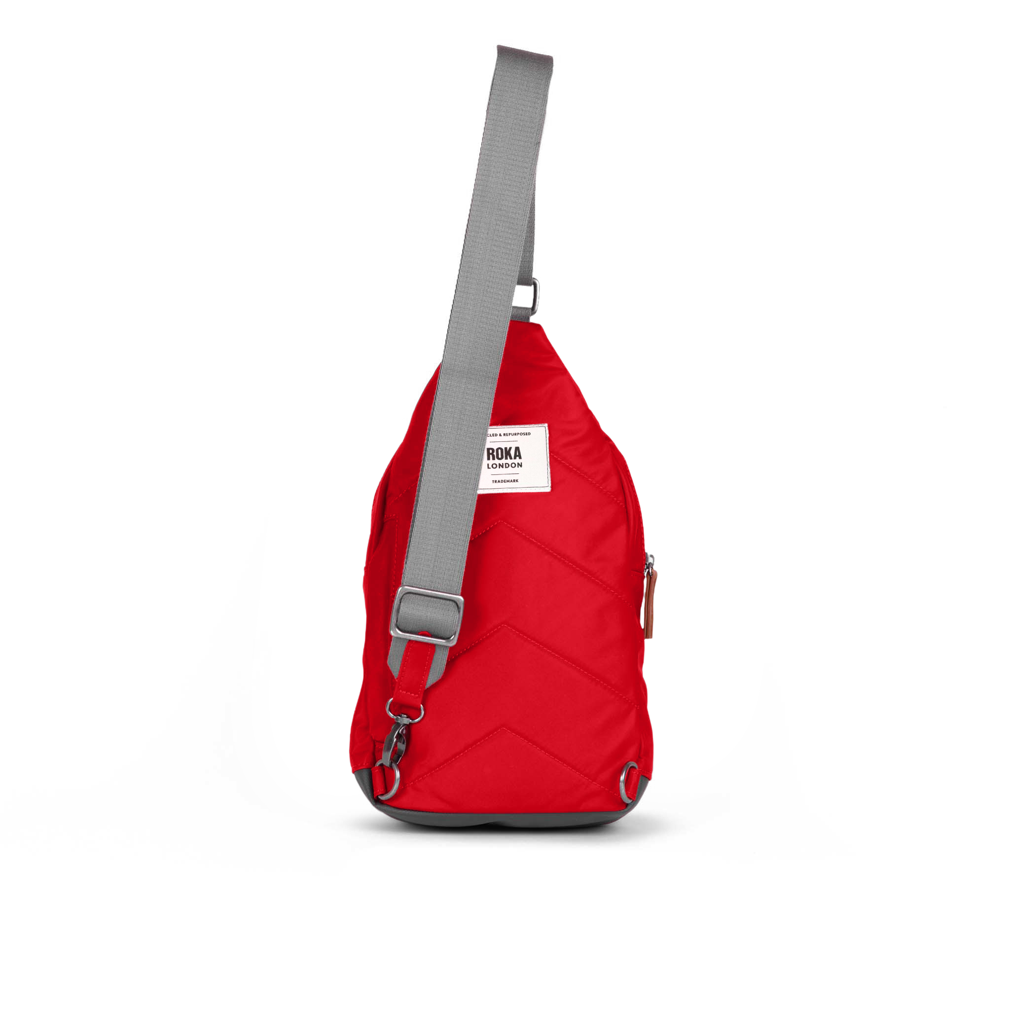 Roka London Willesden Sling Bag veske Cranberry Large 5L