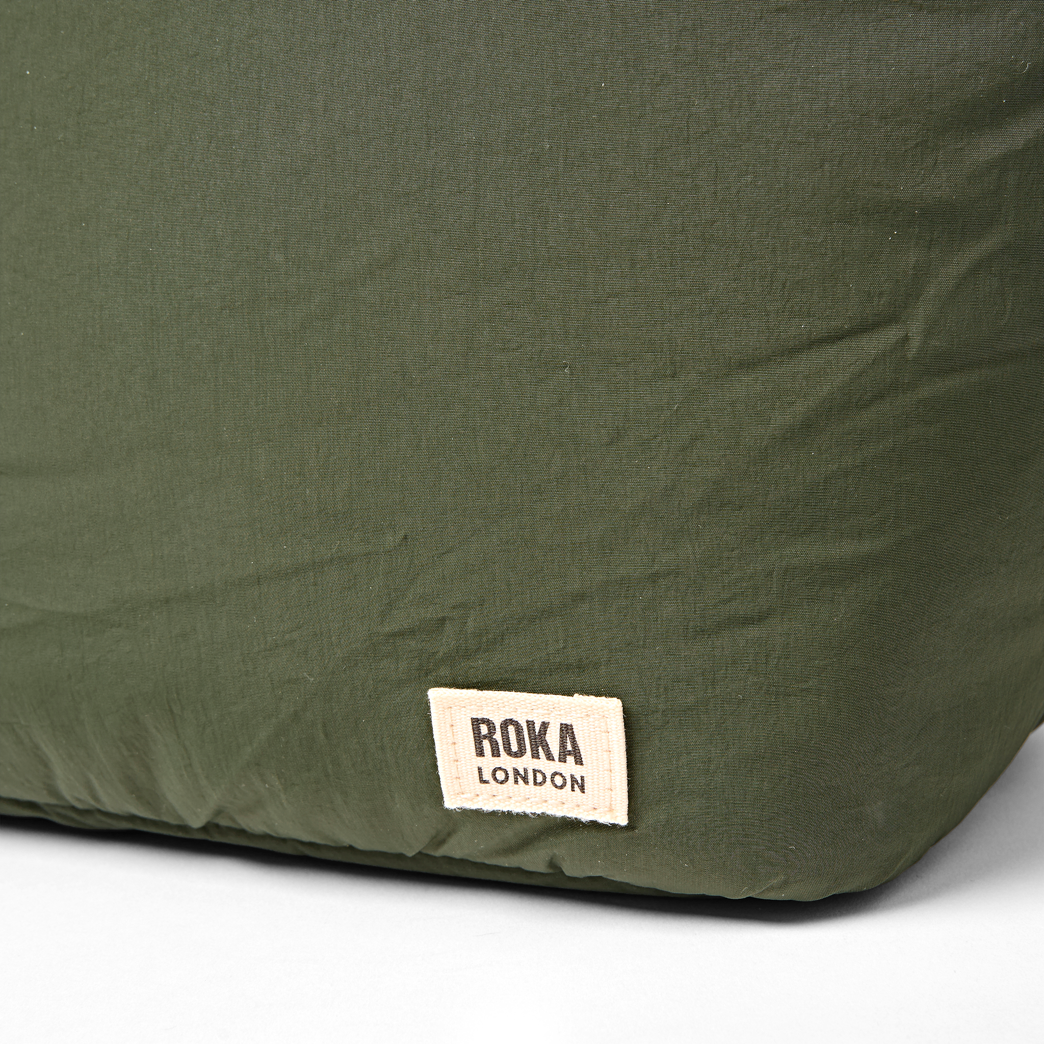 Roka London Oxford skulderveske Medium Olive vattert