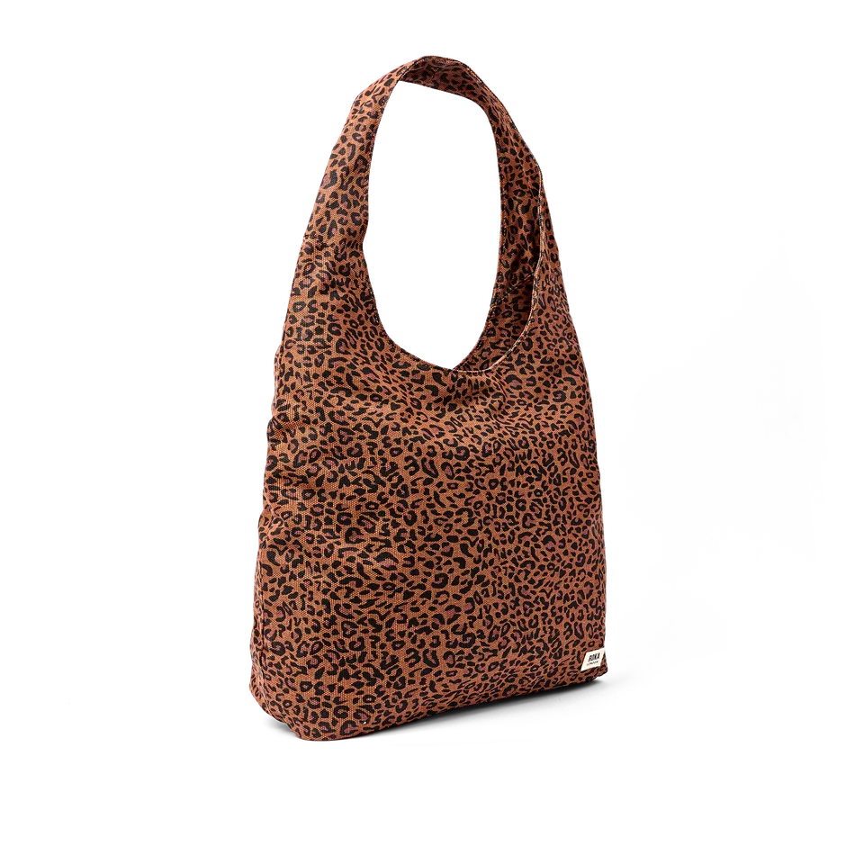 Roka London Hoxton Large skulderveske leopard vanntett