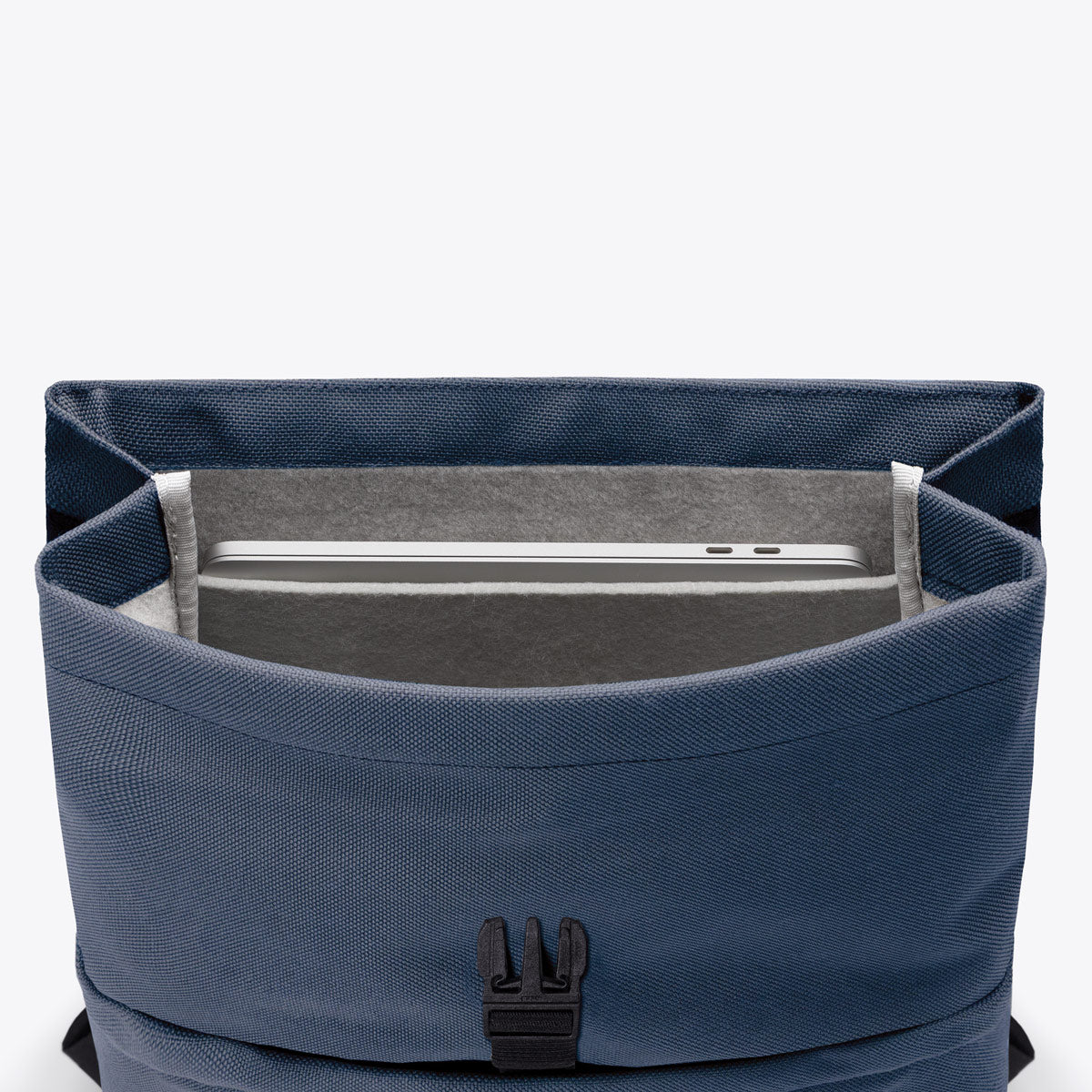 Ucon Acrobatics Mion Flap-Top ryggsekk Dark Sand canvas