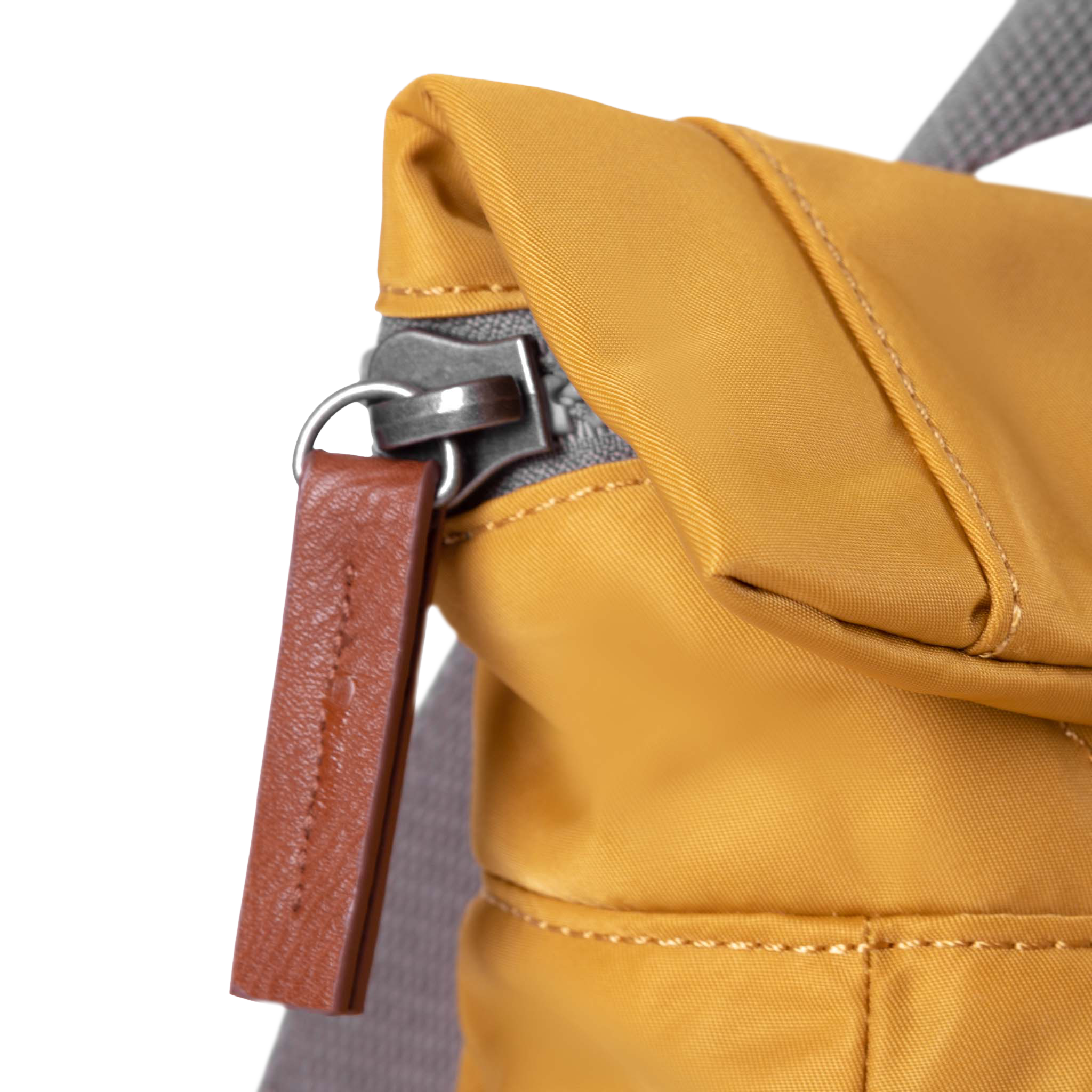 Roka London Canfield rolltopp-ryggsekk corn vanntett
