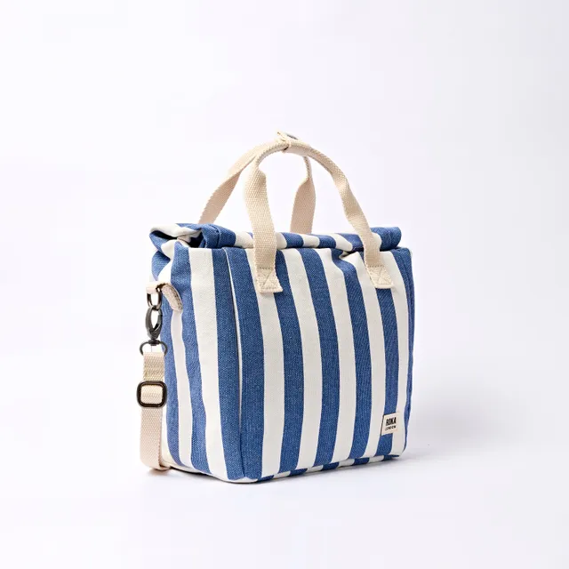 Roka London Hampstead lunsjveske denim stripe 7,4L isolert