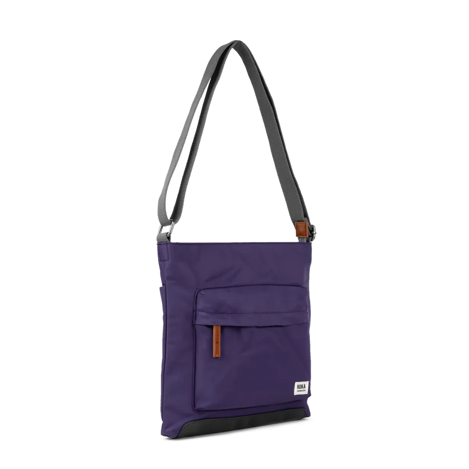 Roka London Kennington Medium crossbody mulberry 2,7 liter