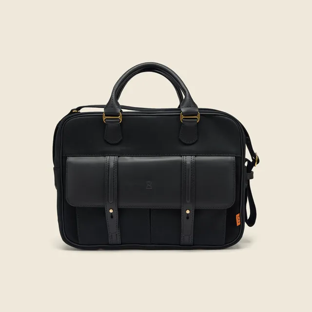 Chapman Maximalist Briefcase jobbveske svart skinn