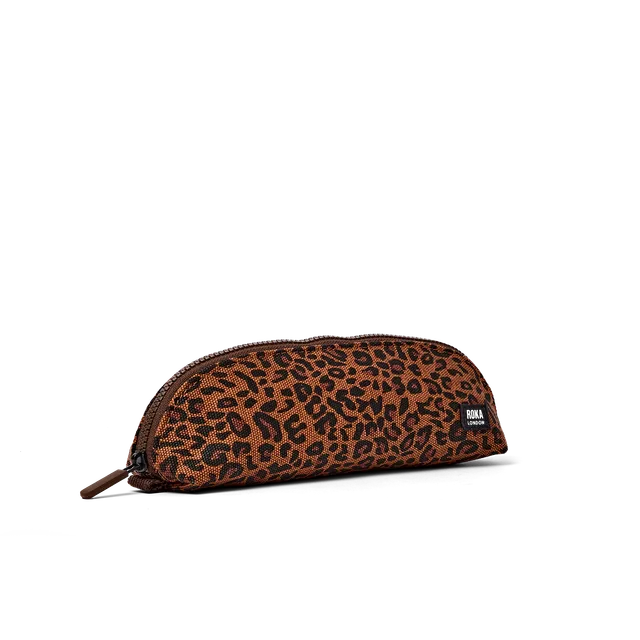 Roka London Tate mappe Small leopard mini bomull