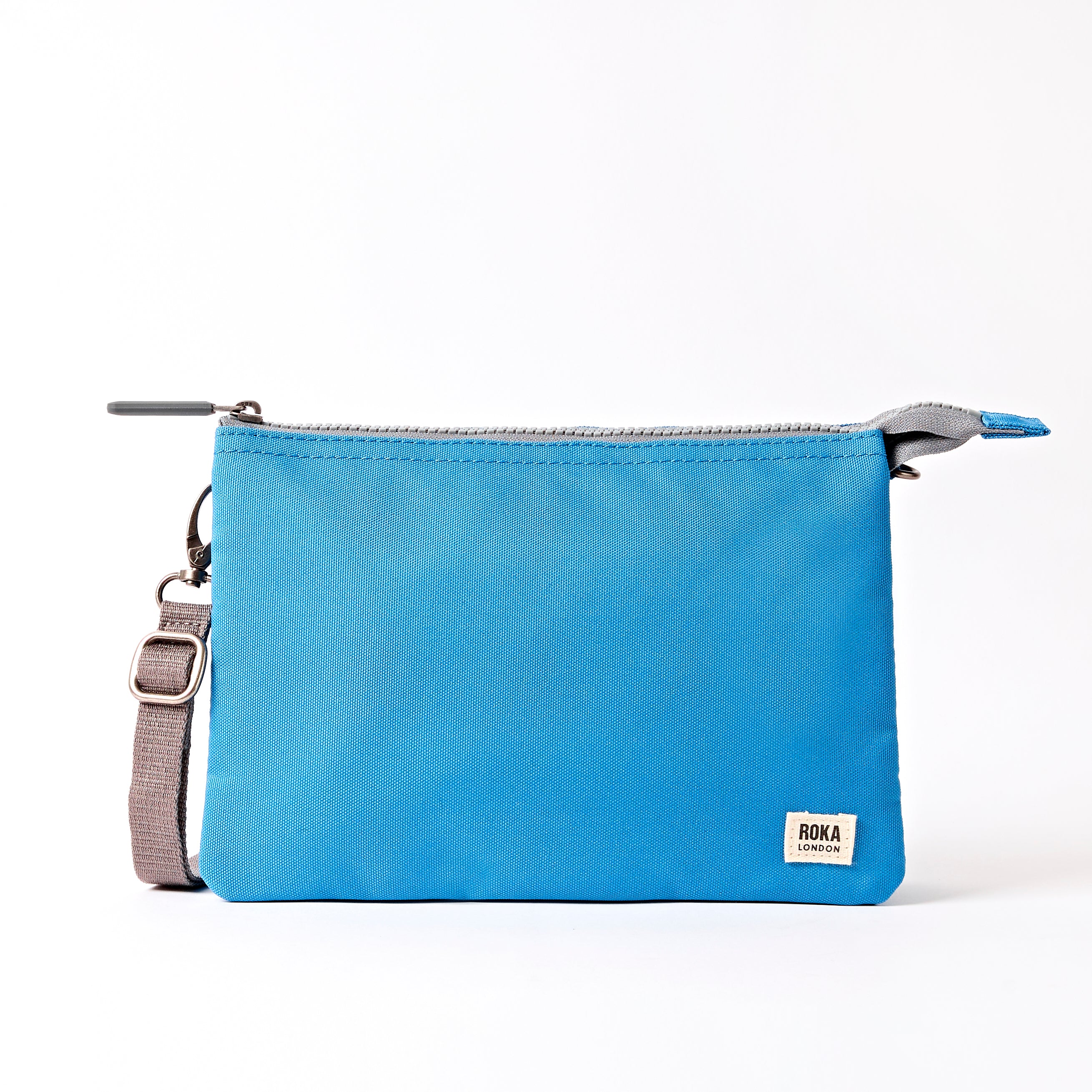 Roka London Carnaby XL crossbody malibu blue 0,5 l