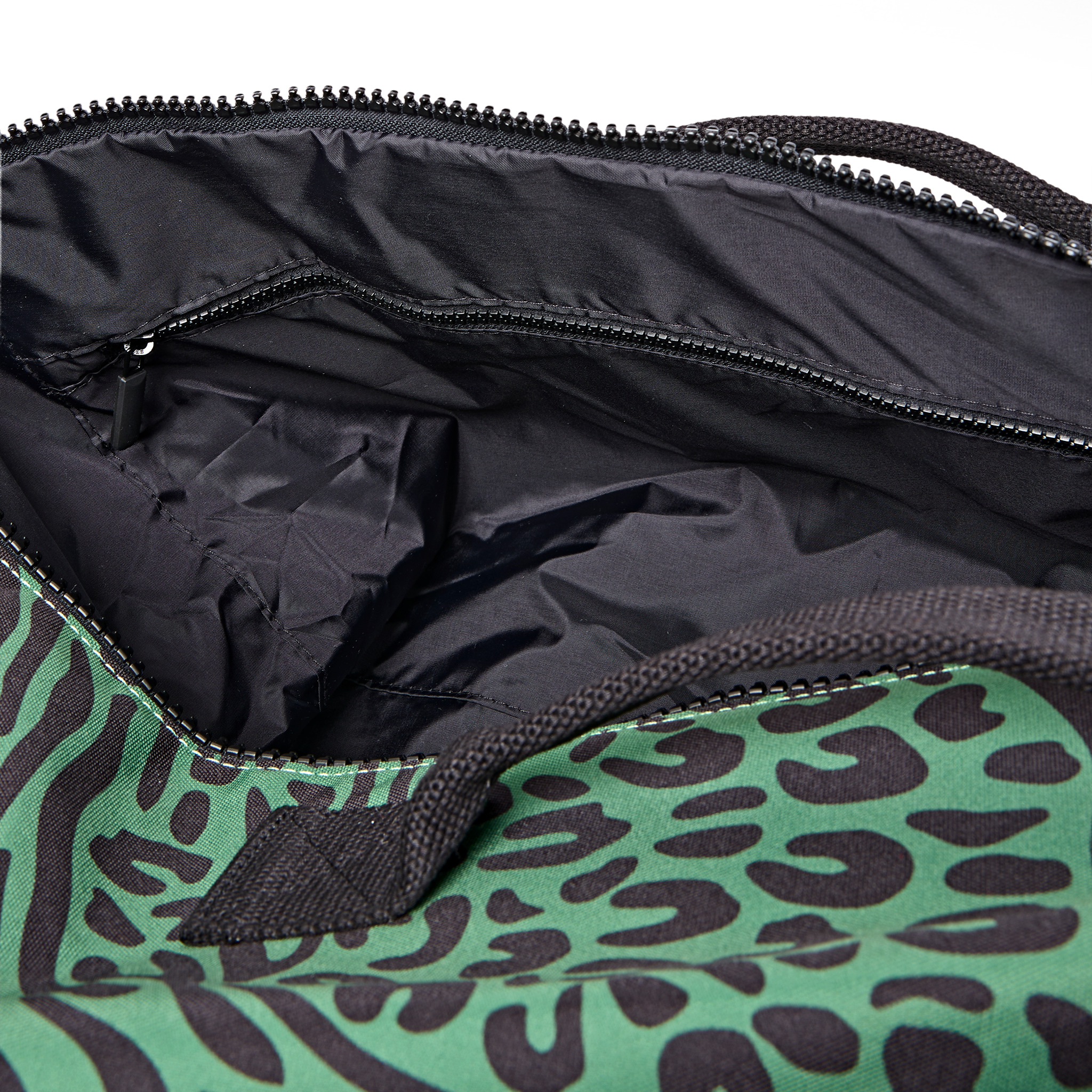 Roka London Heathrow duffelsekk Large Animal med skofag