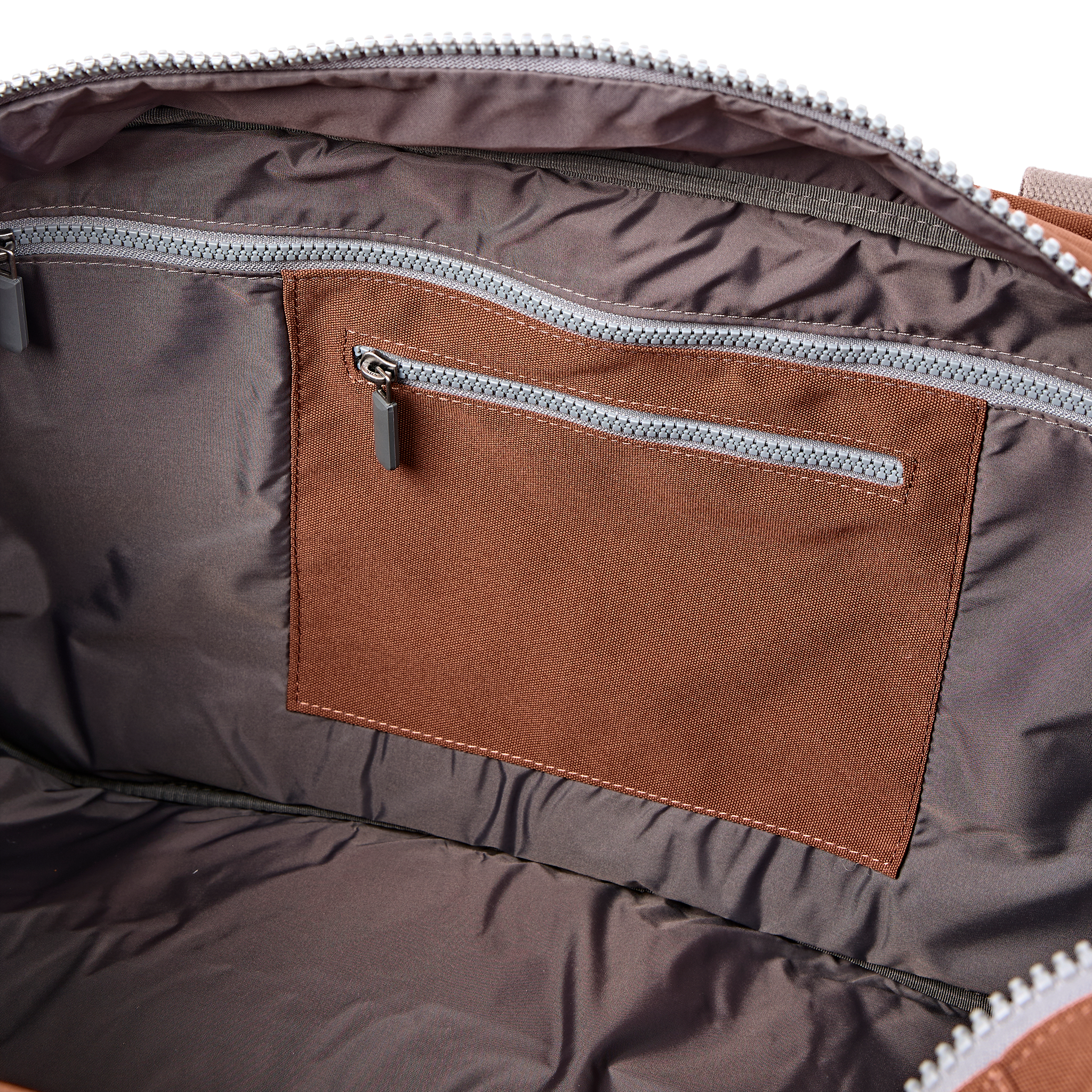 Roka London Gatwick duffelbag cinnamon medium håndbagasje