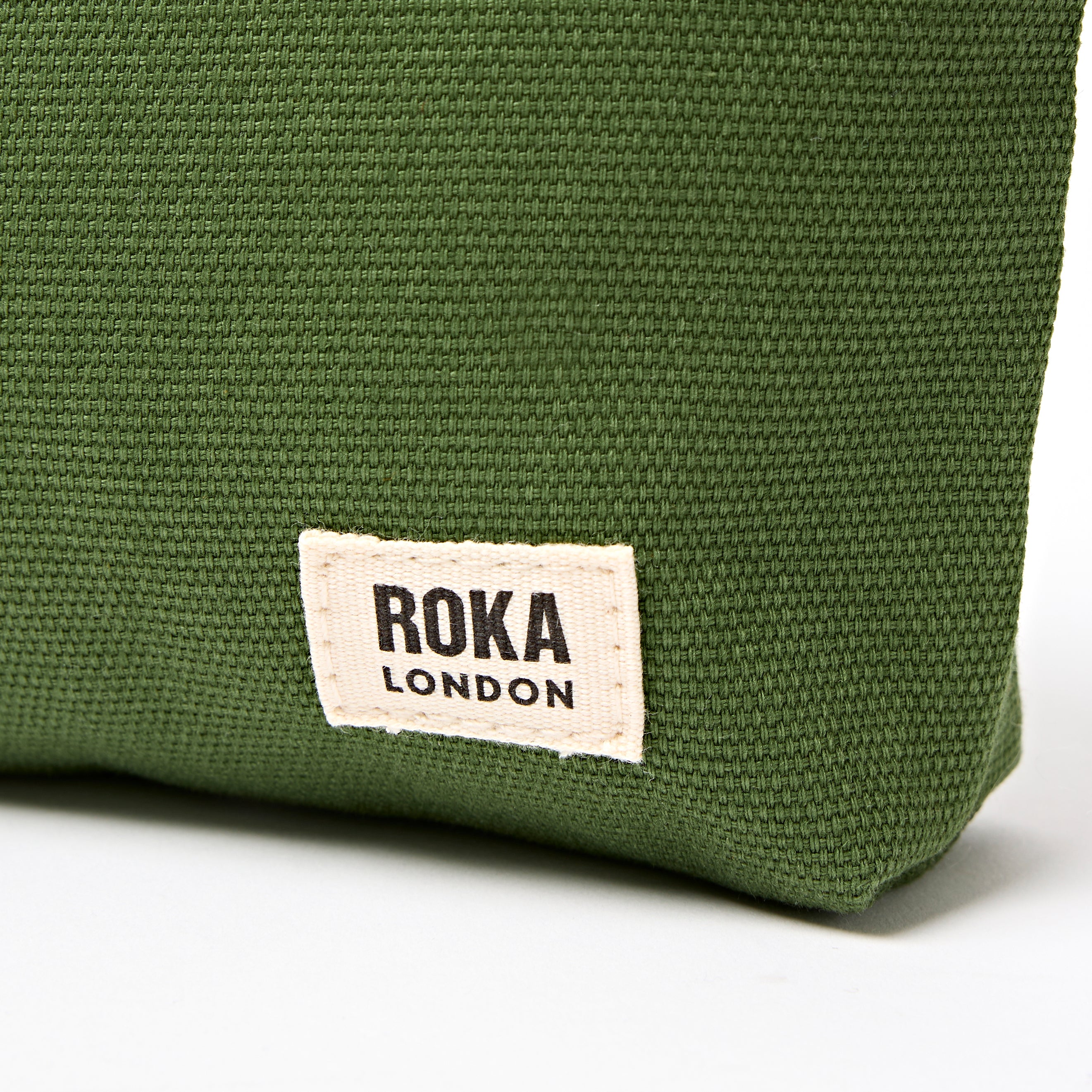 Roka London Maida Vale pouch Artichoke Small vannavvisende