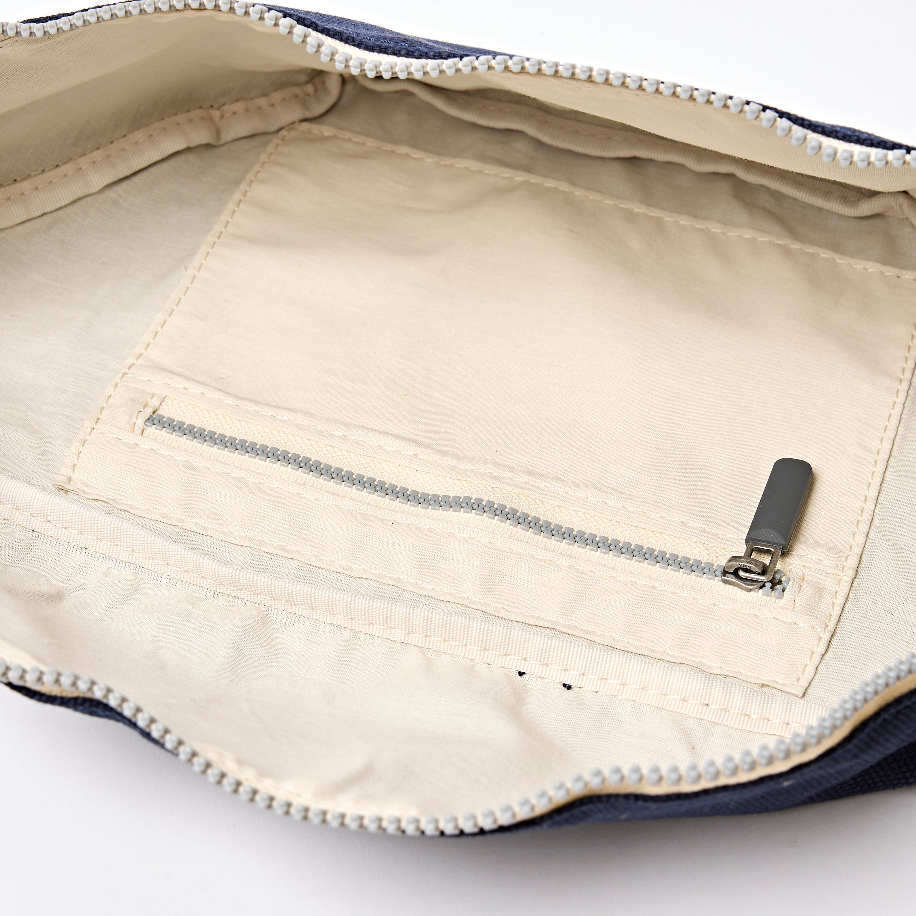 Roka London Mill Hill crossbody Small Midnight canvas