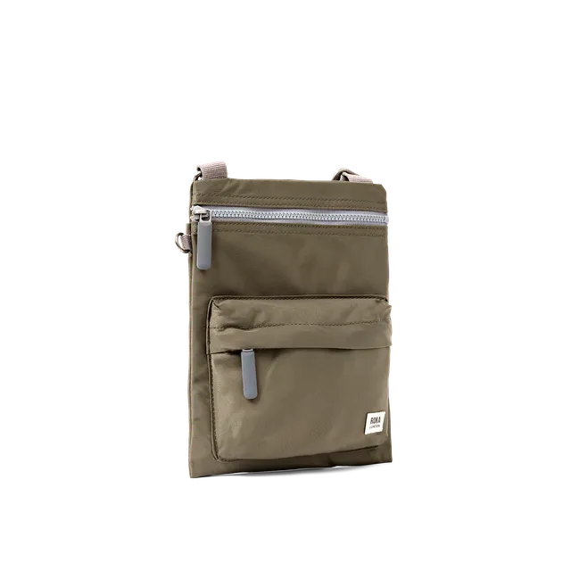 Roka London Chelsea B Crossbody veske Army Medium 0,6 L