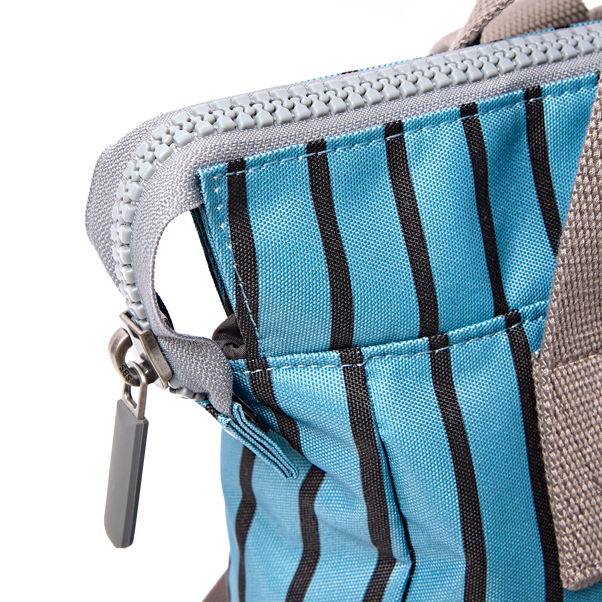 Roka London Bantry Small ryggsekk 7,4 liter bluestripe