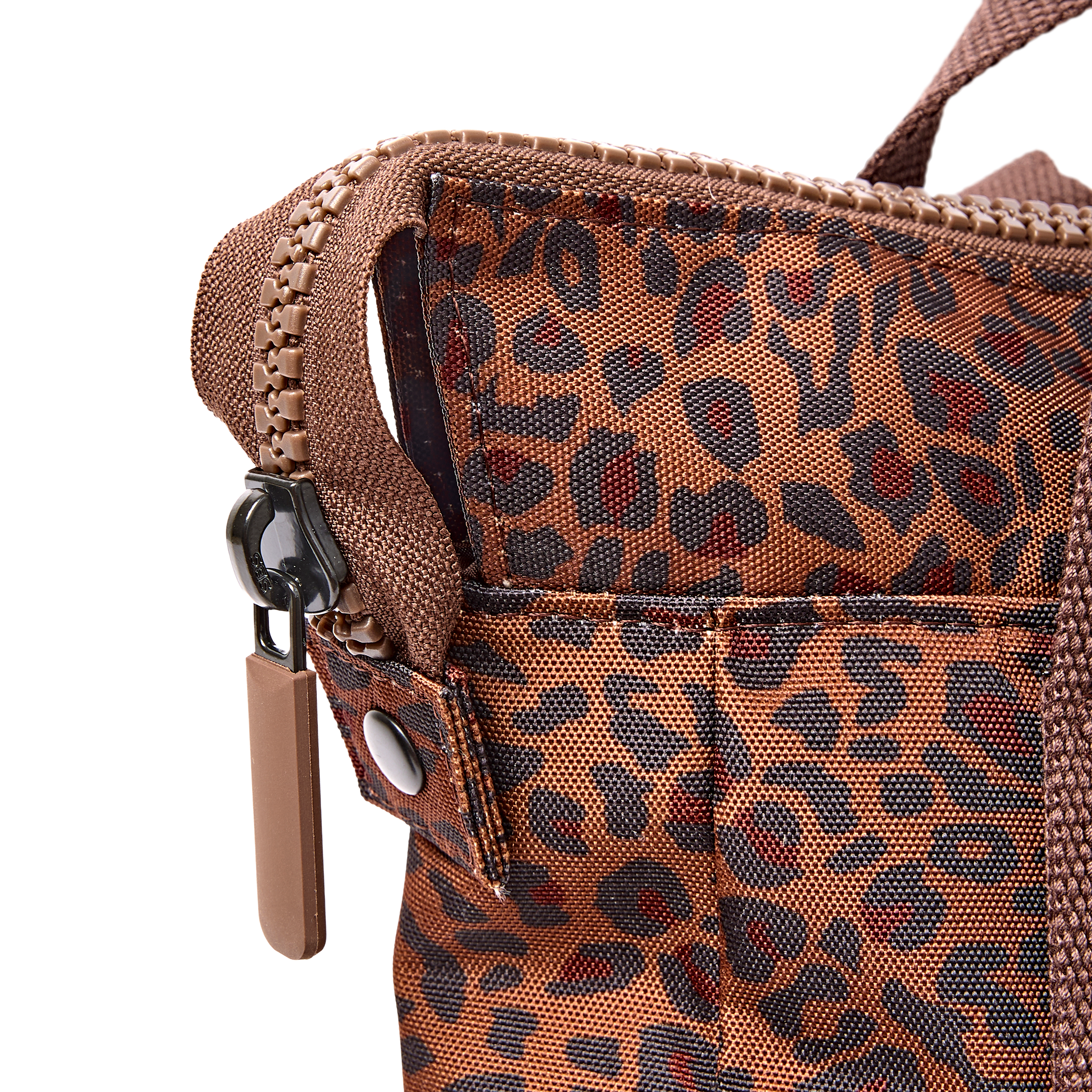 Roka London Bantry ryggsekk small 7,4 liter leopard værbestandig