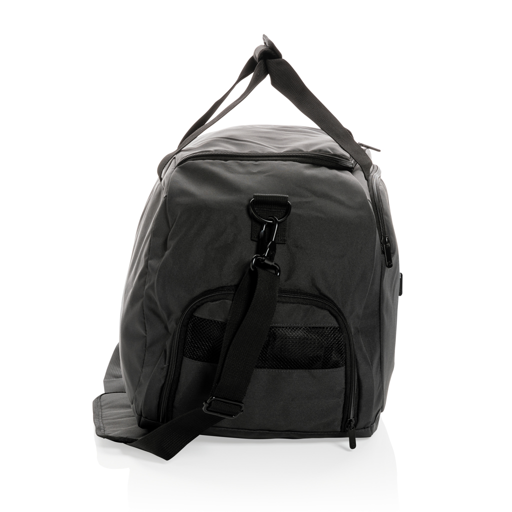Swiss Peak AWARE treningsbag svart resirkulert