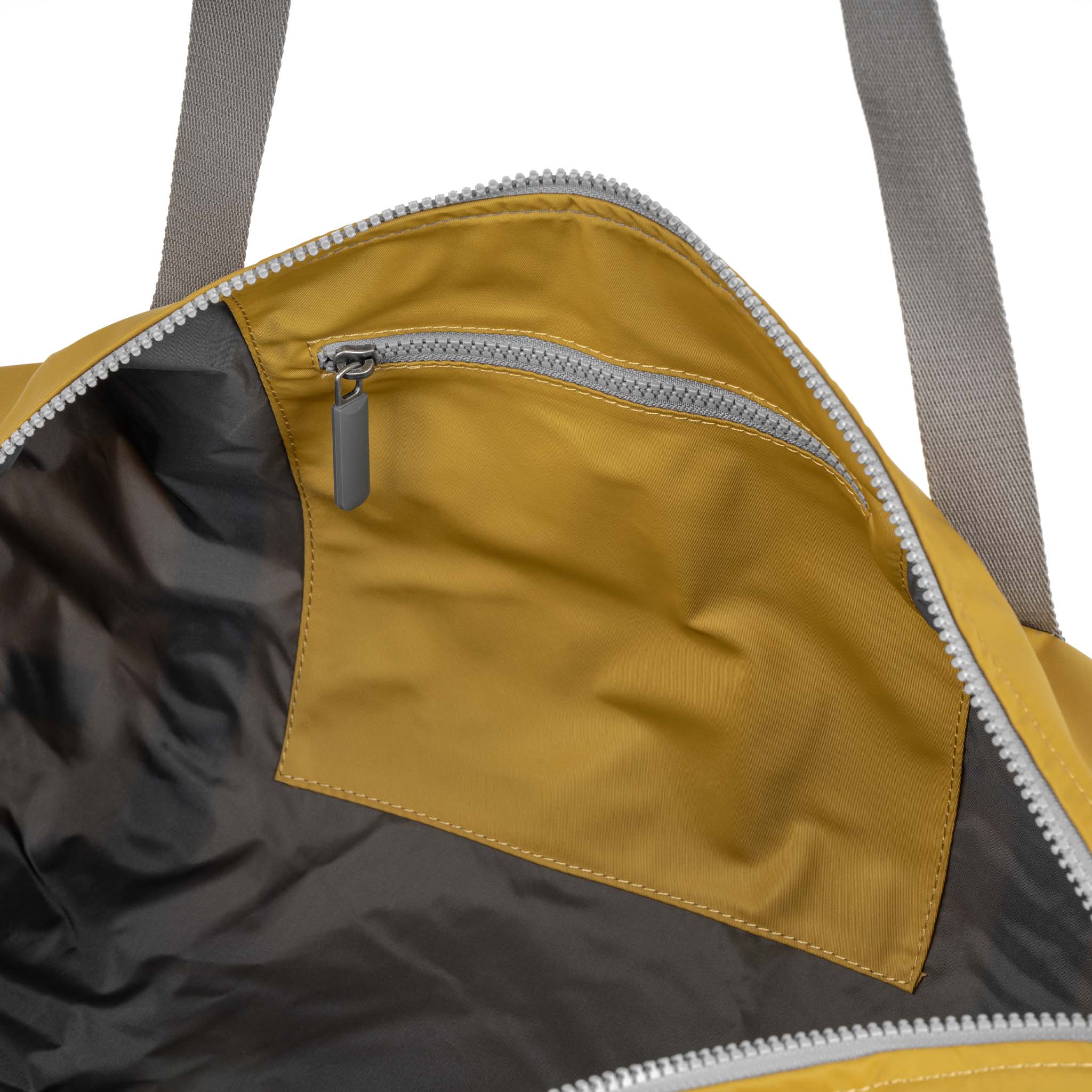 Roka London City treningsbag Corn medium 25 liter