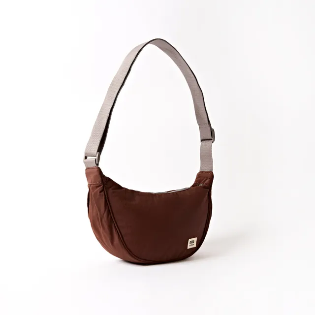 Roka London Farringdon skulderveske Chocolate small vattert