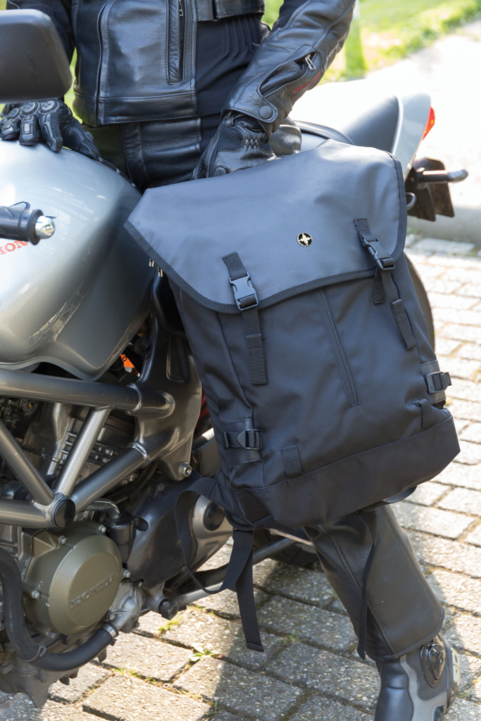 Swiss Peak 17" laptopsekk ryggsekk svart slitesterk