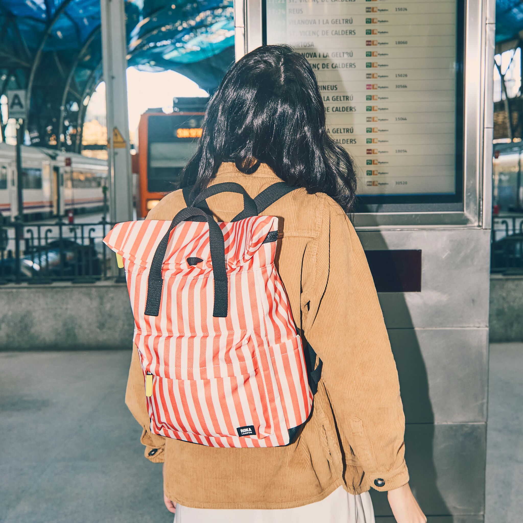 Roka London Canfield Medium ryggsekk Coral Stripe 16 liter