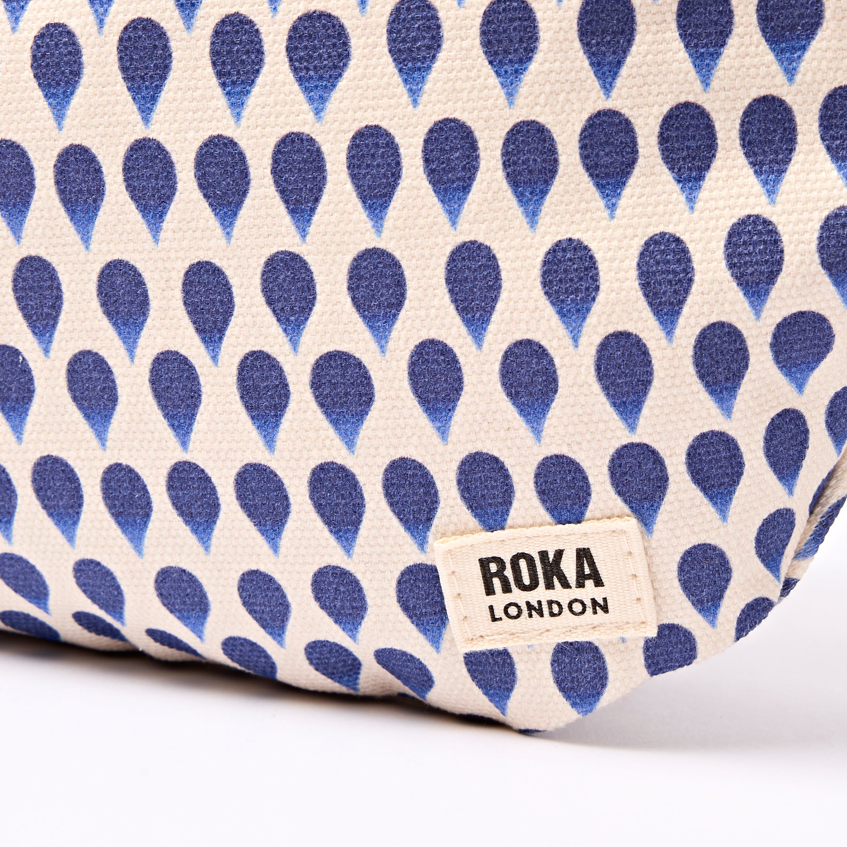 Roka London Mill Hill rumpetaske indigo small 3,7 liter