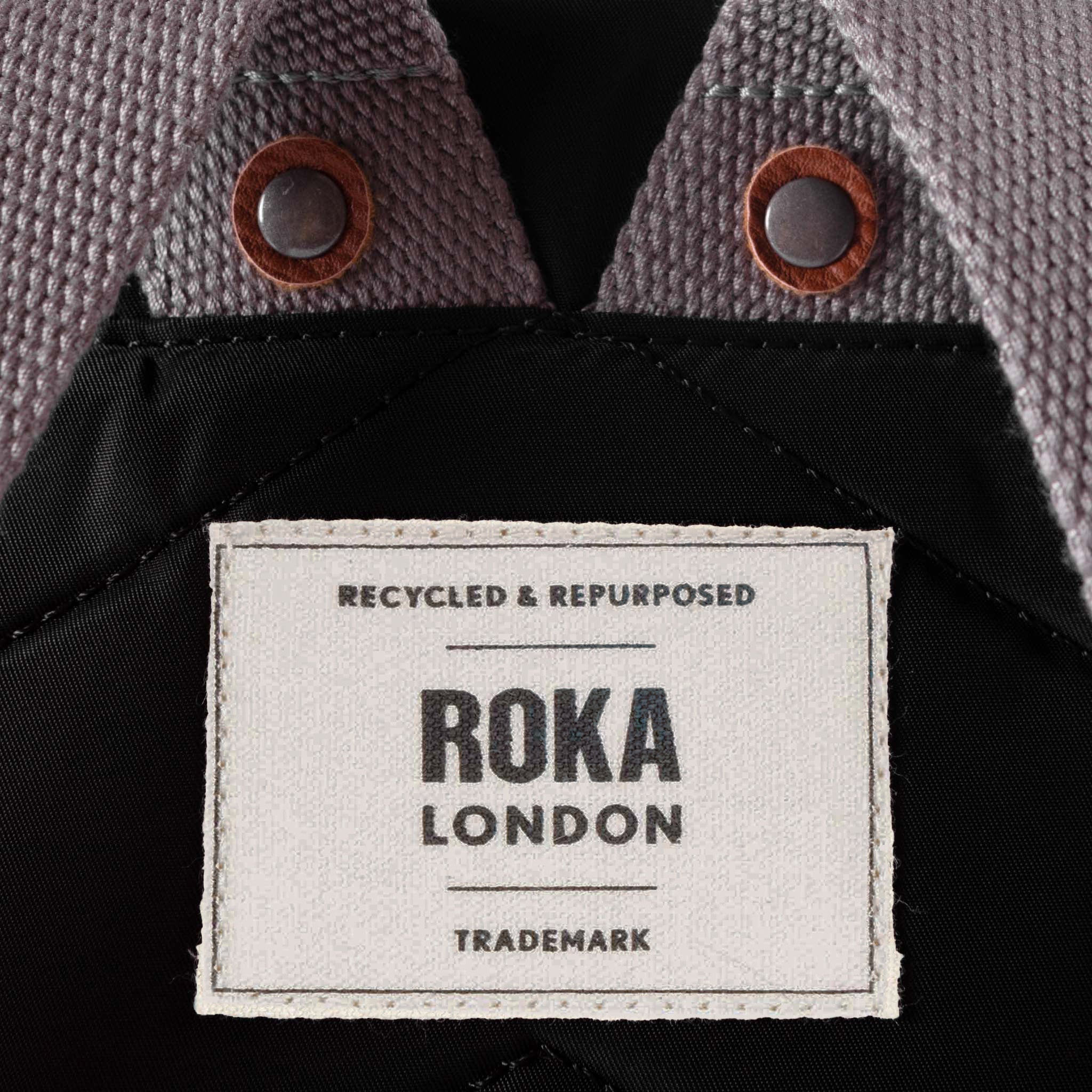 Roka London Canfield ryggsekk black rolltopp 16,4 liter